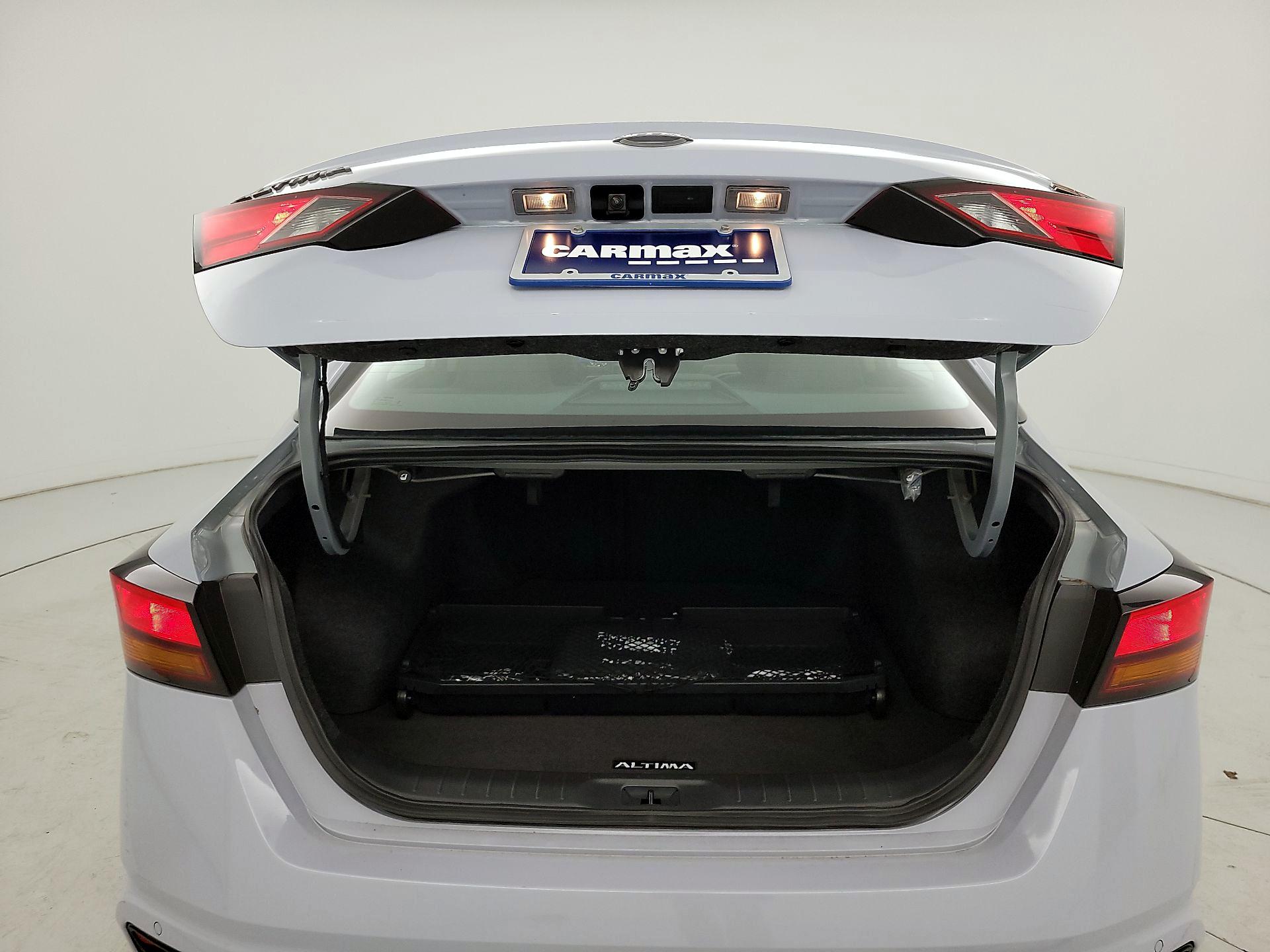 Thumbnail: 2025 Nissan Altima - 20