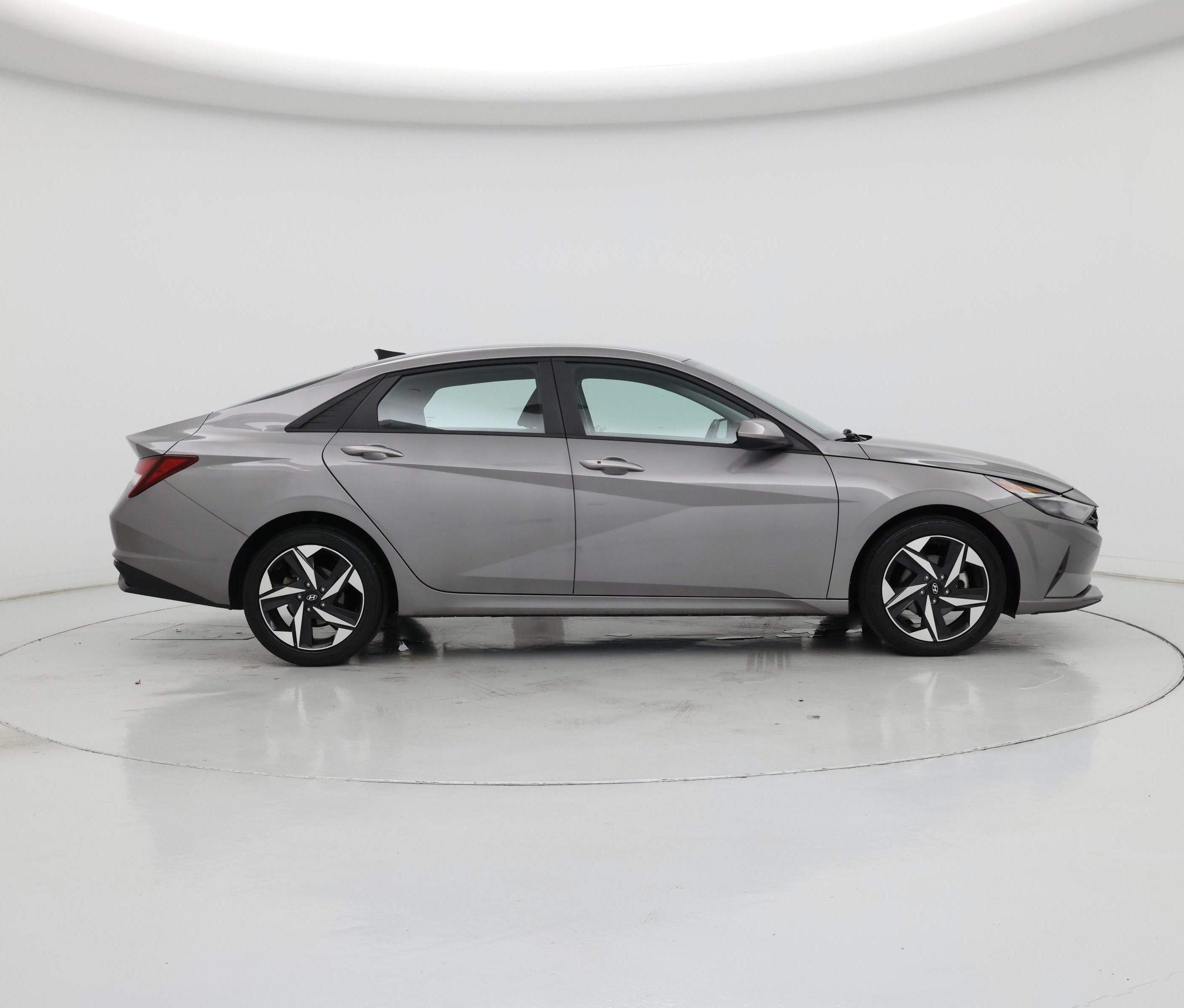 Thumbnail: 2023 Hyundai Elantra - 7