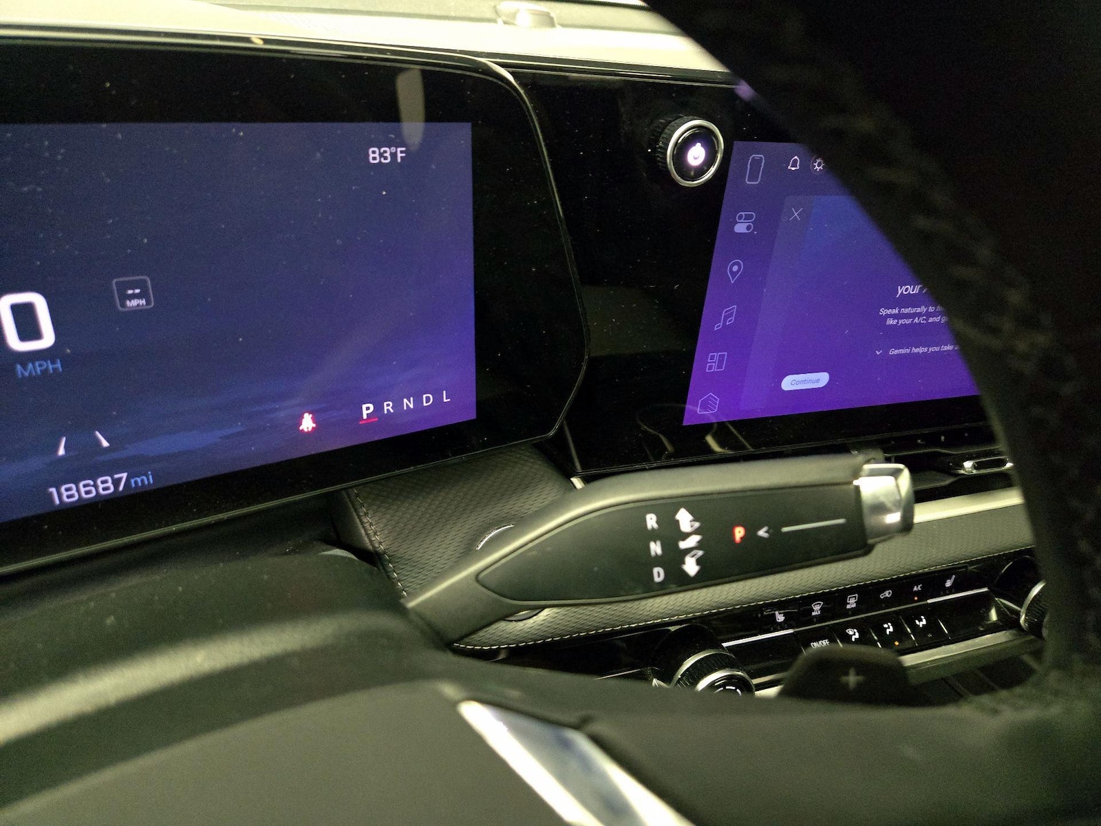 2025 Chevrolet Equinox LT - Photo 19