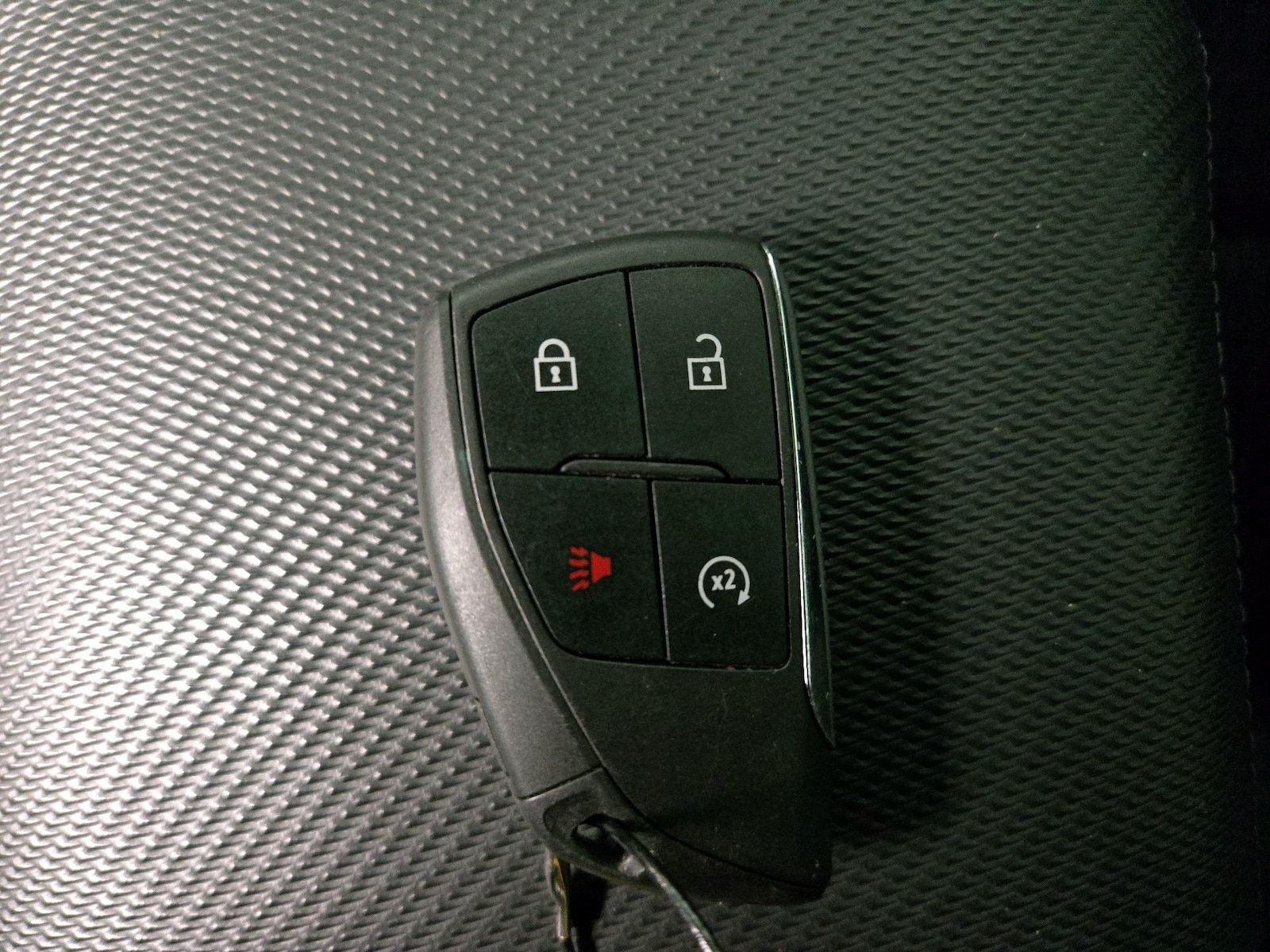 2025 Chevrolet Equinox LT - Photo 25