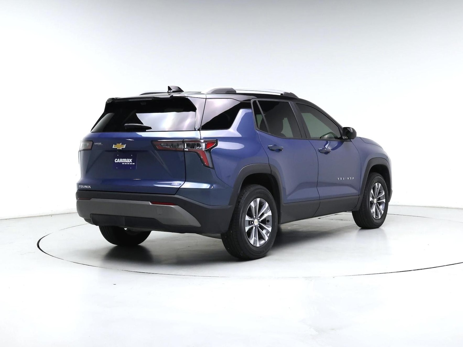 2025 Chevrolet Equinox LT - Photo 9