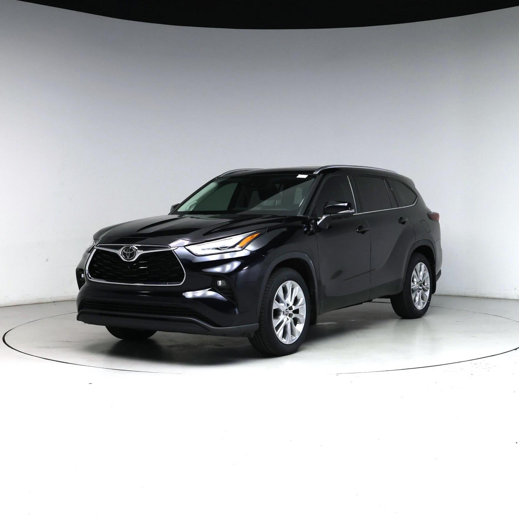 Thumbnail: 2024 Toyota Highlander - 4