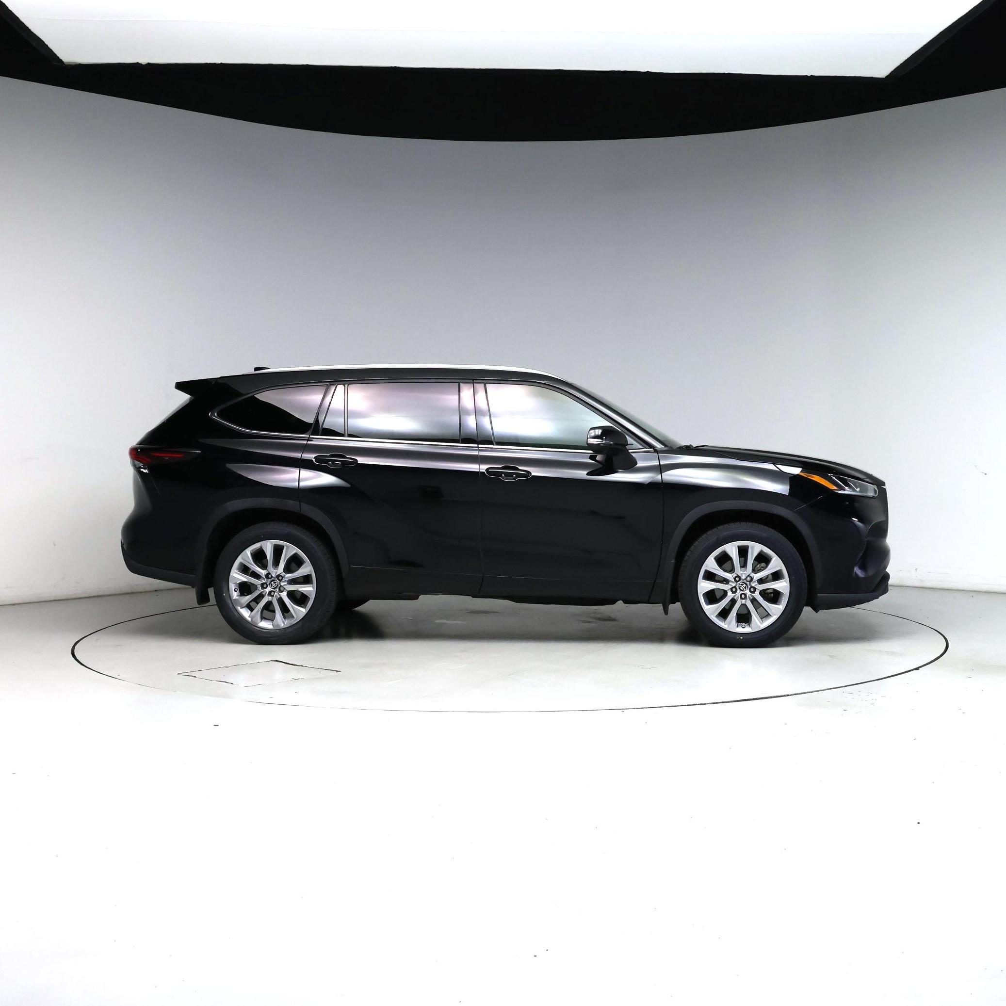 Thumbnail: 2024 Toyota Highlander - 7