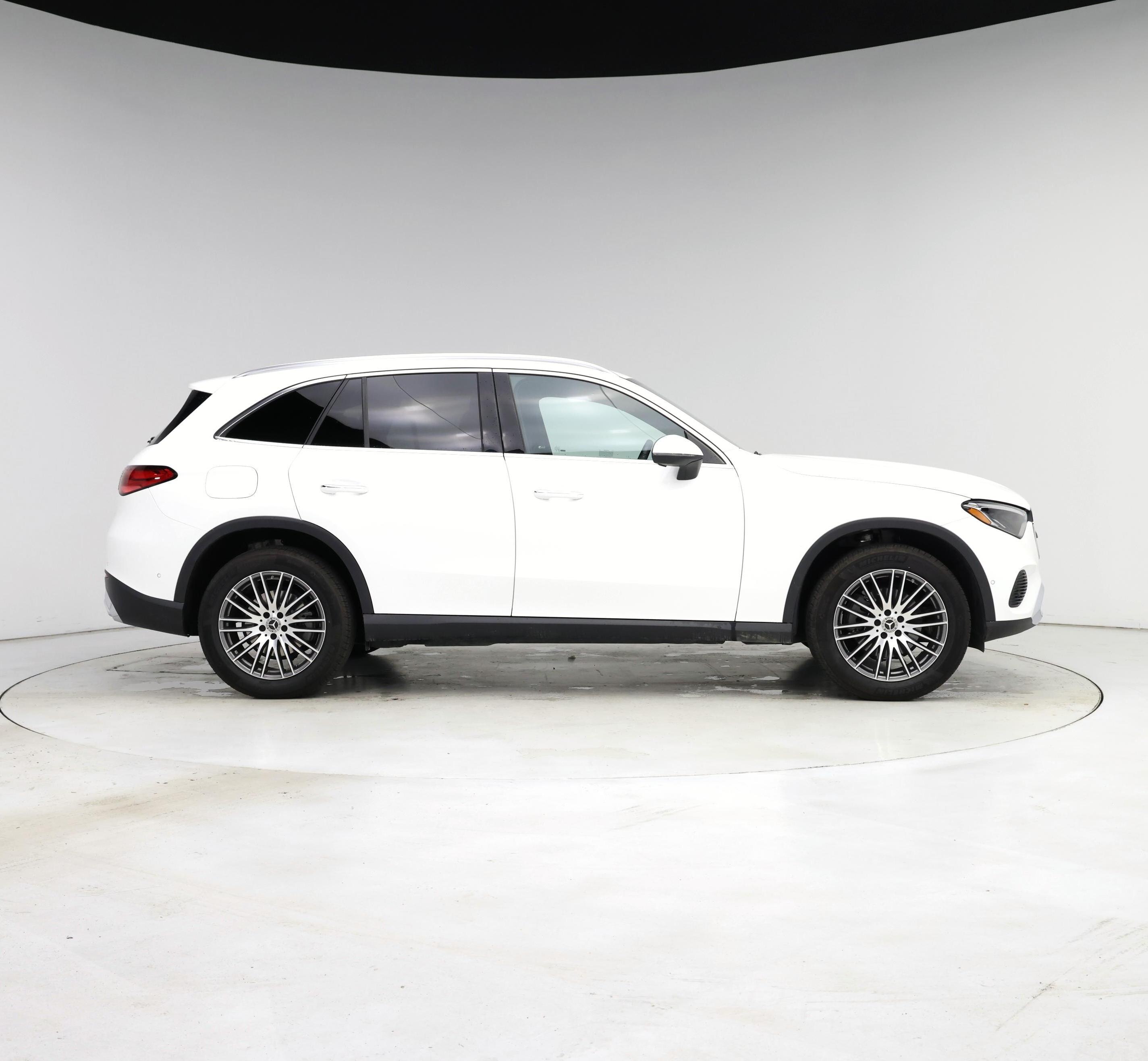 Thumbnail: 2025 Mercedes-Benz GLC - 7