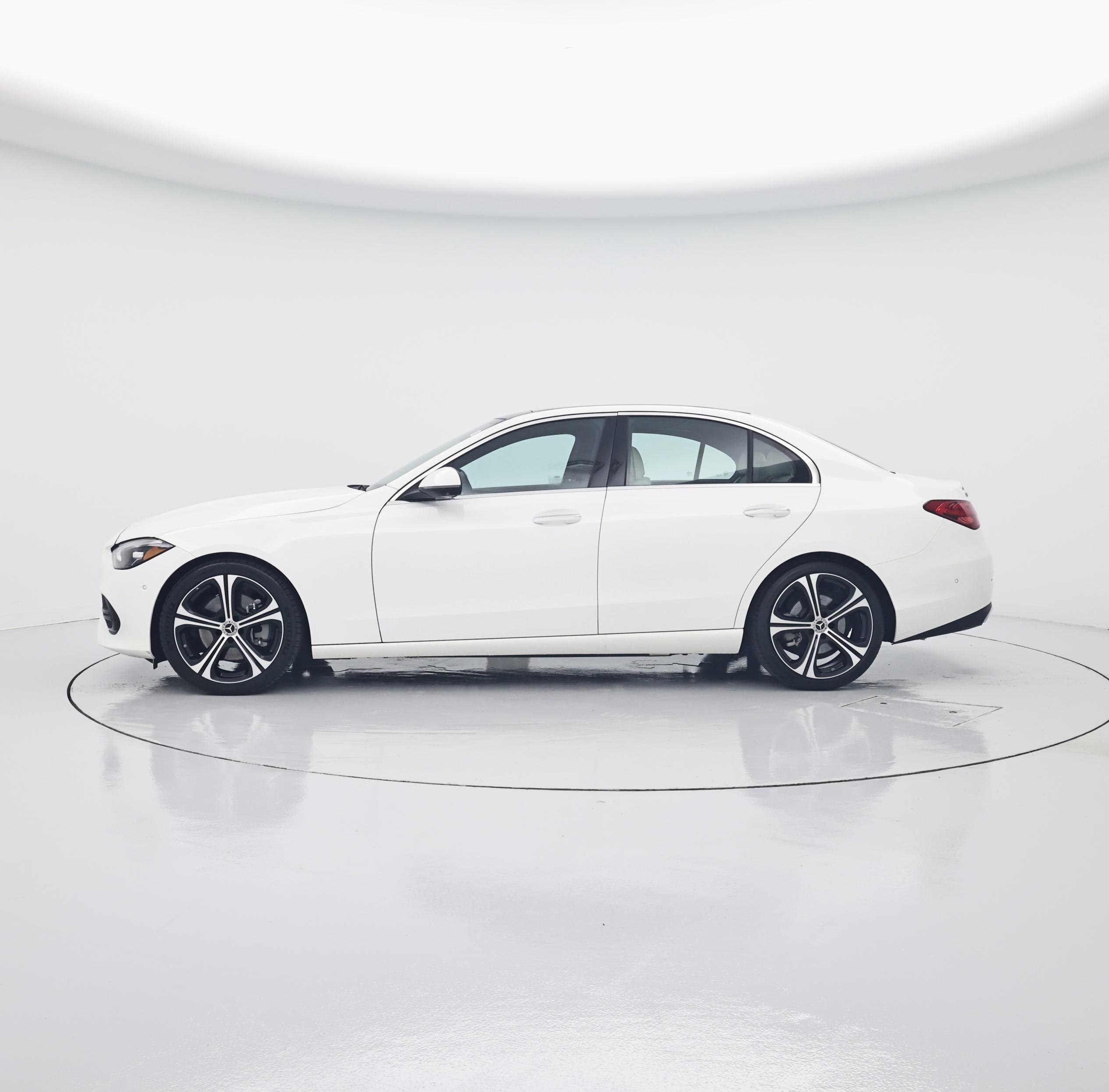 Thumbnail: 2023 Mercedes-Benz C-Class - 3