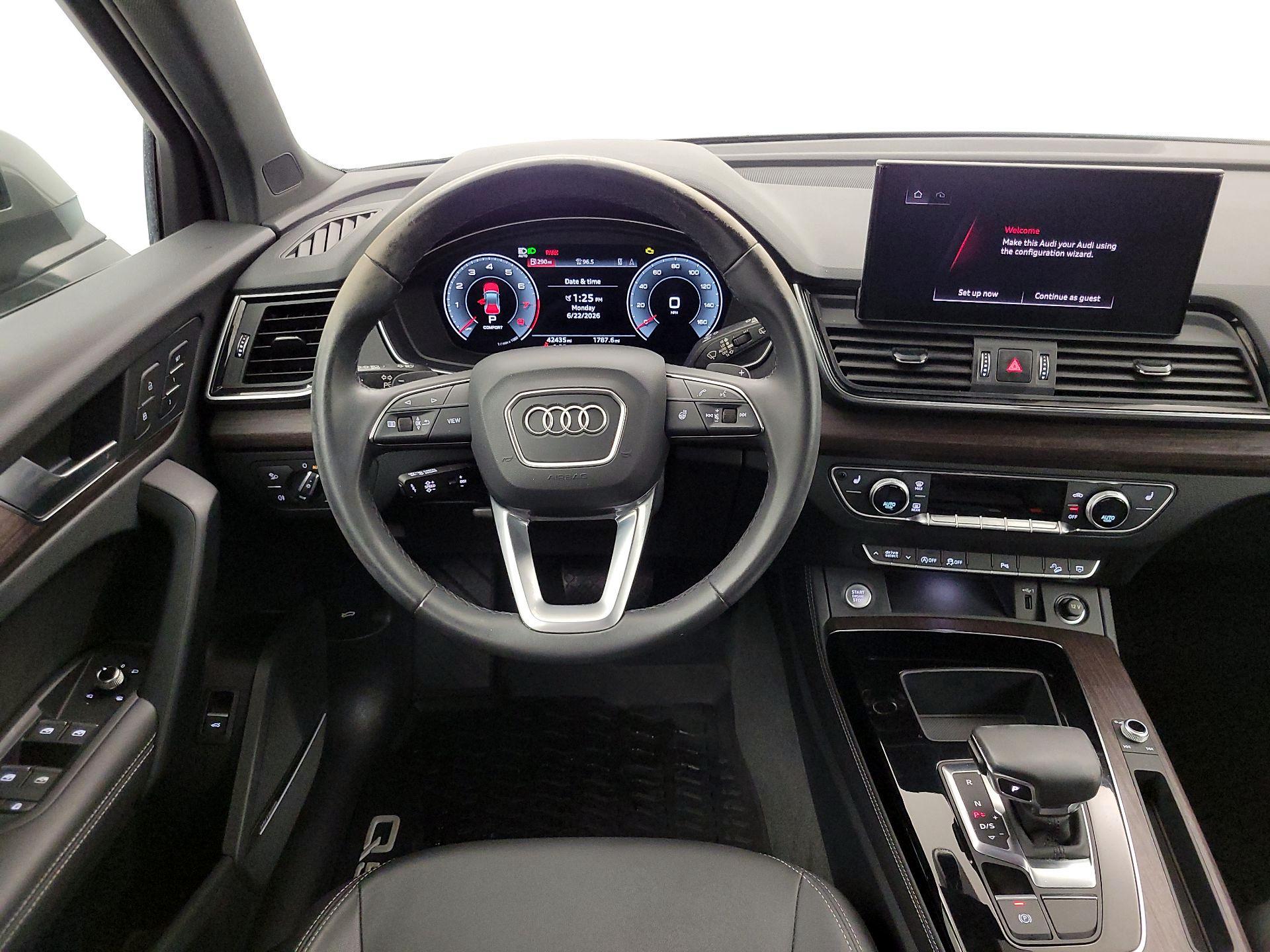 Thumbnail: 2023 Audi Q5 - 10