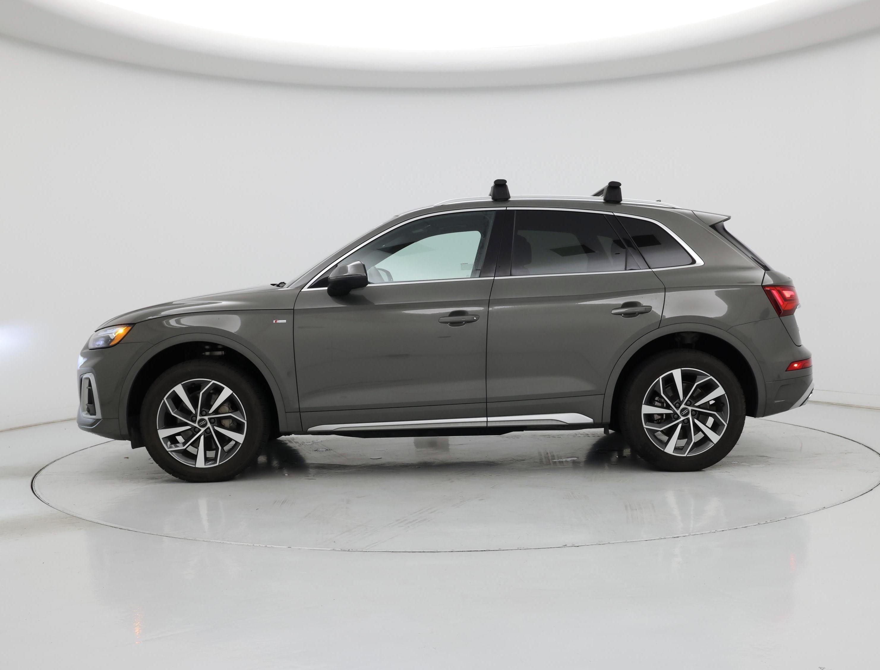 Thumbnail: 2023 Audi Q5 - 3