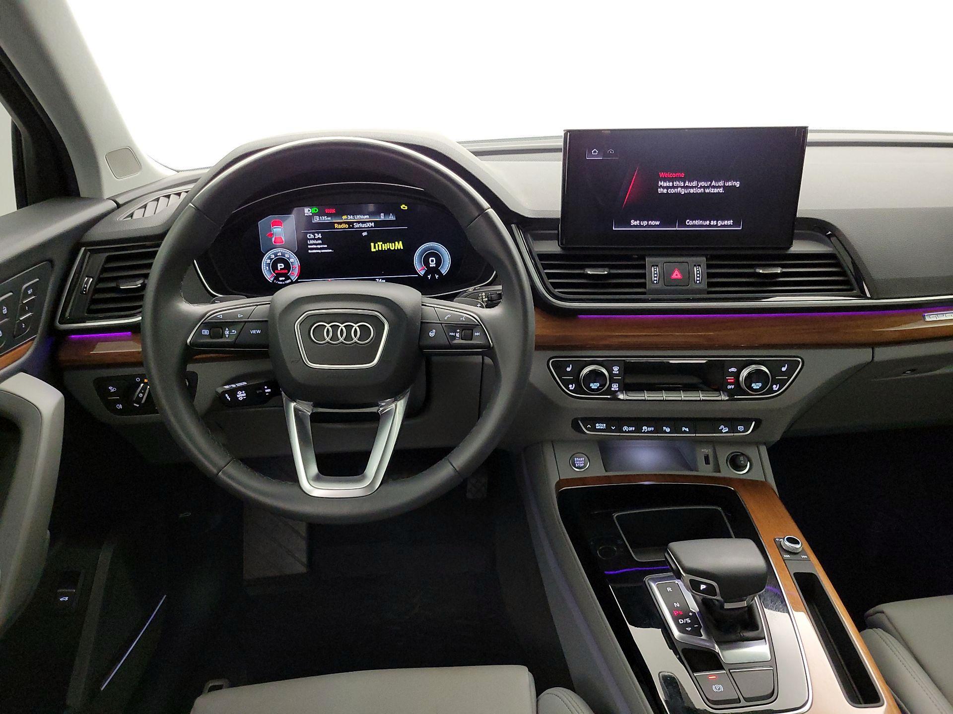 Thumbnail: 2023 Audi Q5 - 10