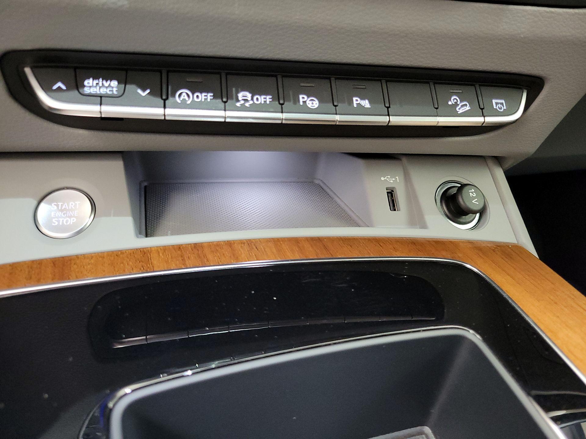 Thumbnail: 2023 Audi Q5 - 19