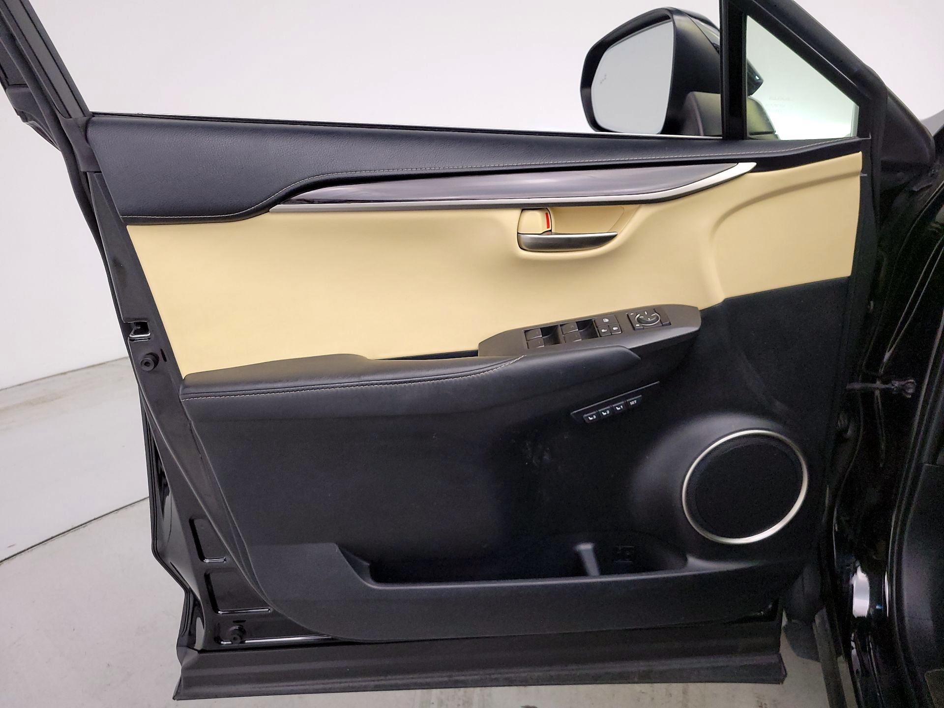 Thumbnail: 2016 Lexus NX - 12