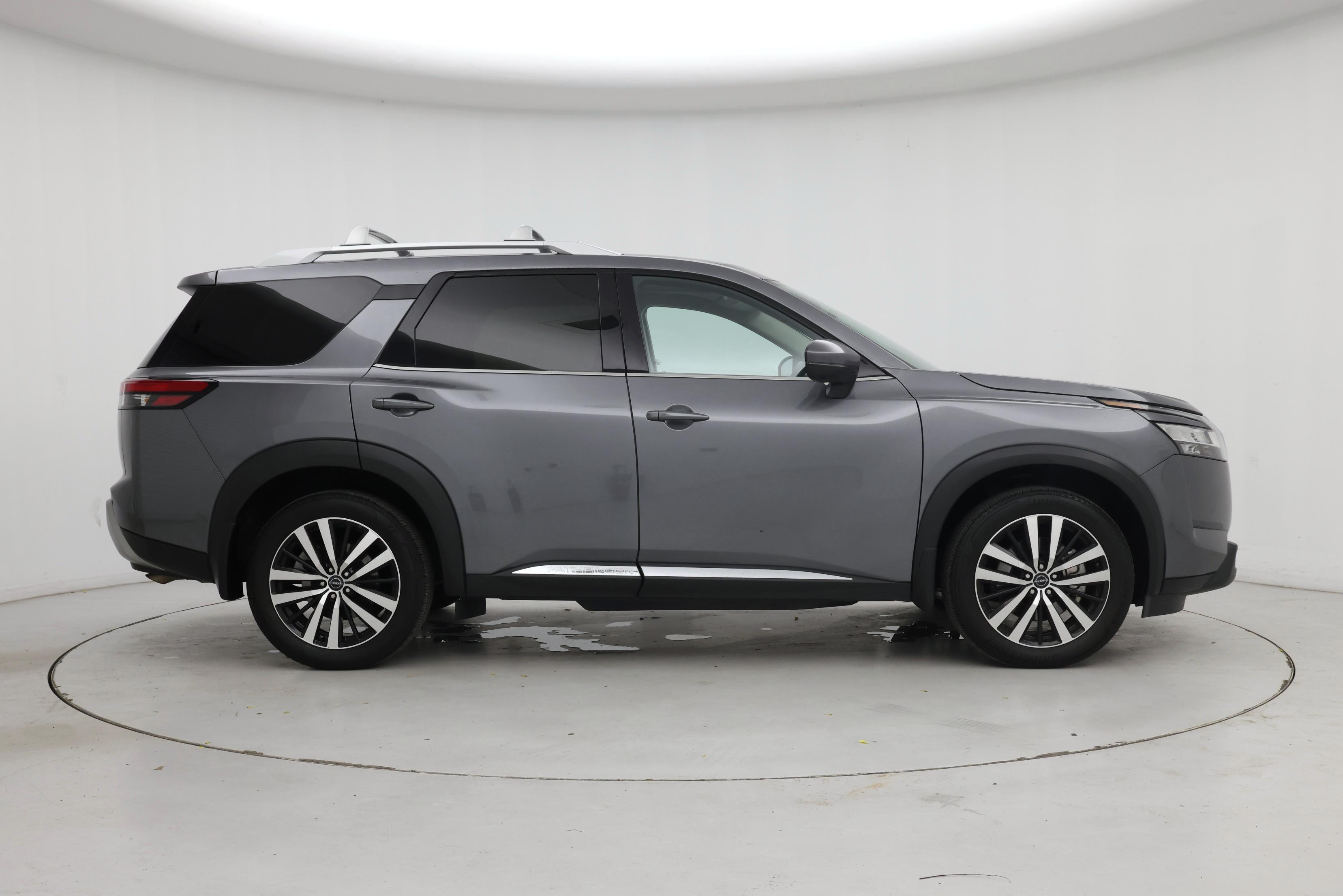 Thumbnail: 2024 Nissan Pathfinder - 7