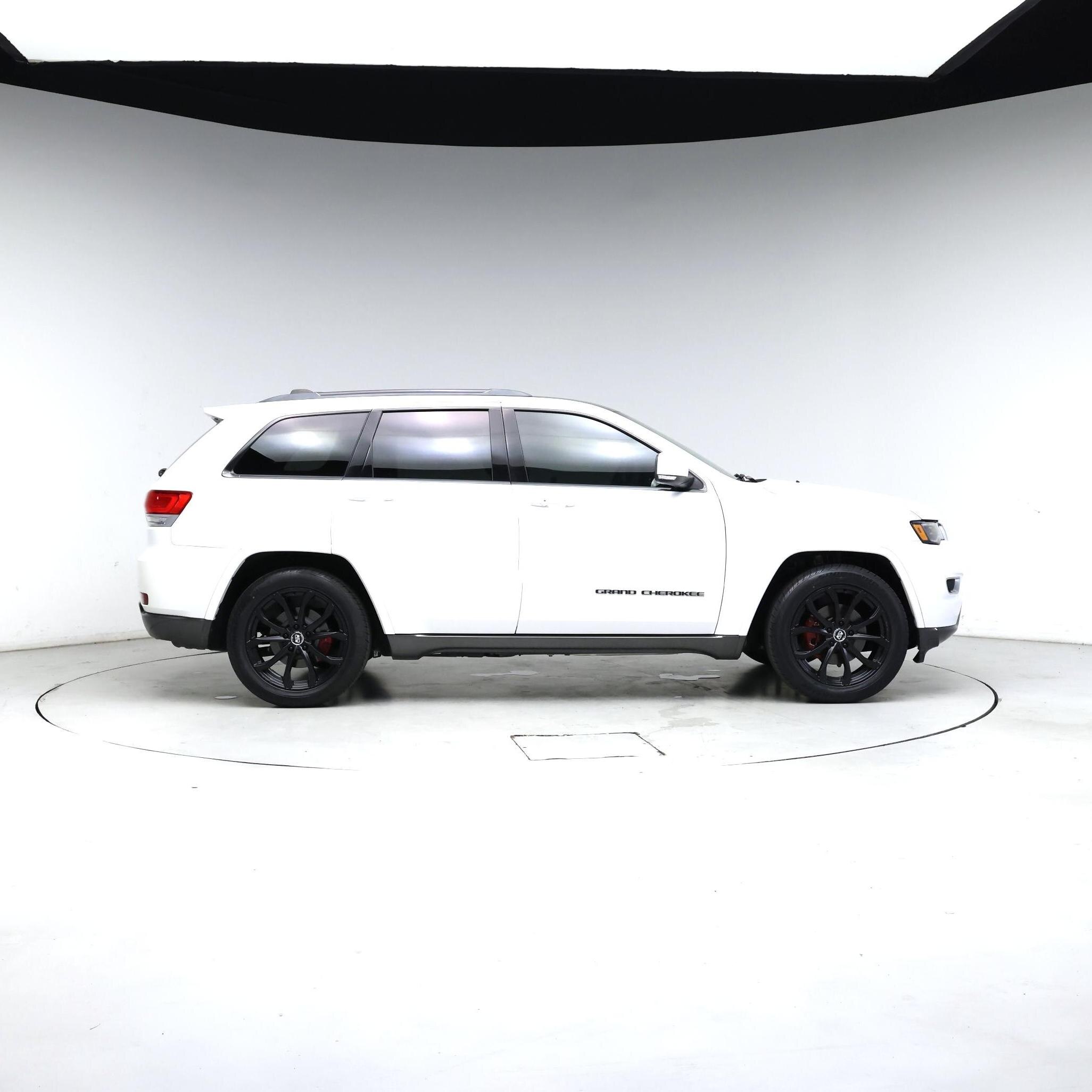 Thumbnail: 2018 Jeep Grand Cherokee - 7