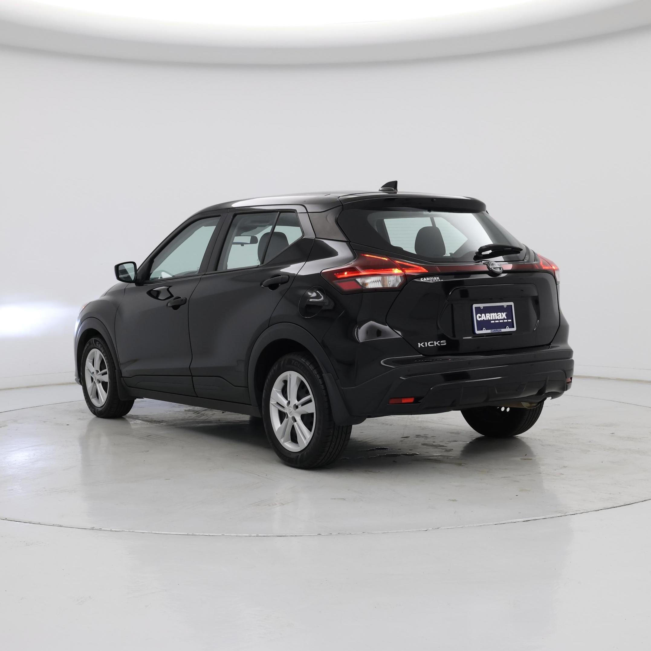 Thumbnail: 2024 Nissan Kicks - 2