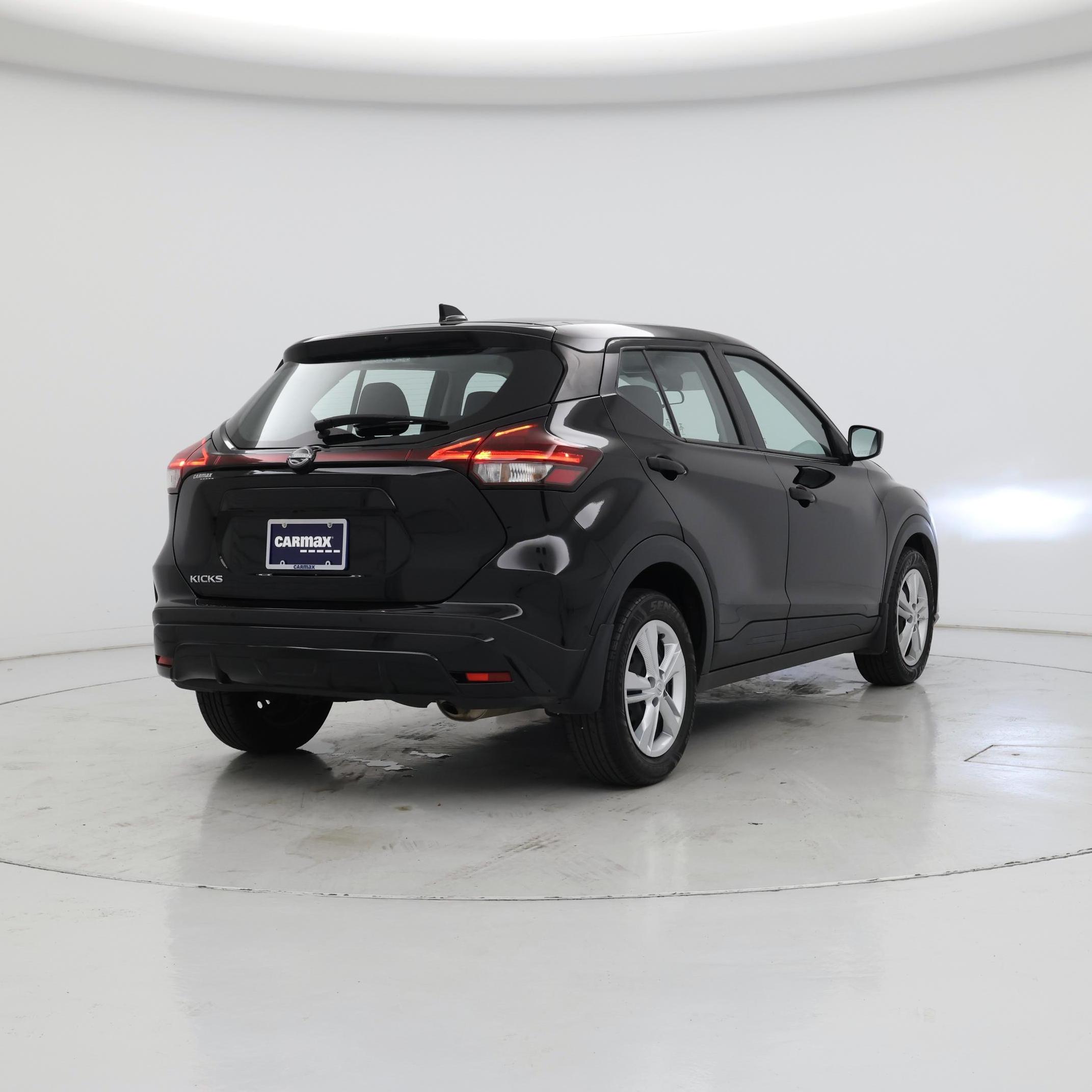 Thumbnail: 2024 Nissan Kicks - 8