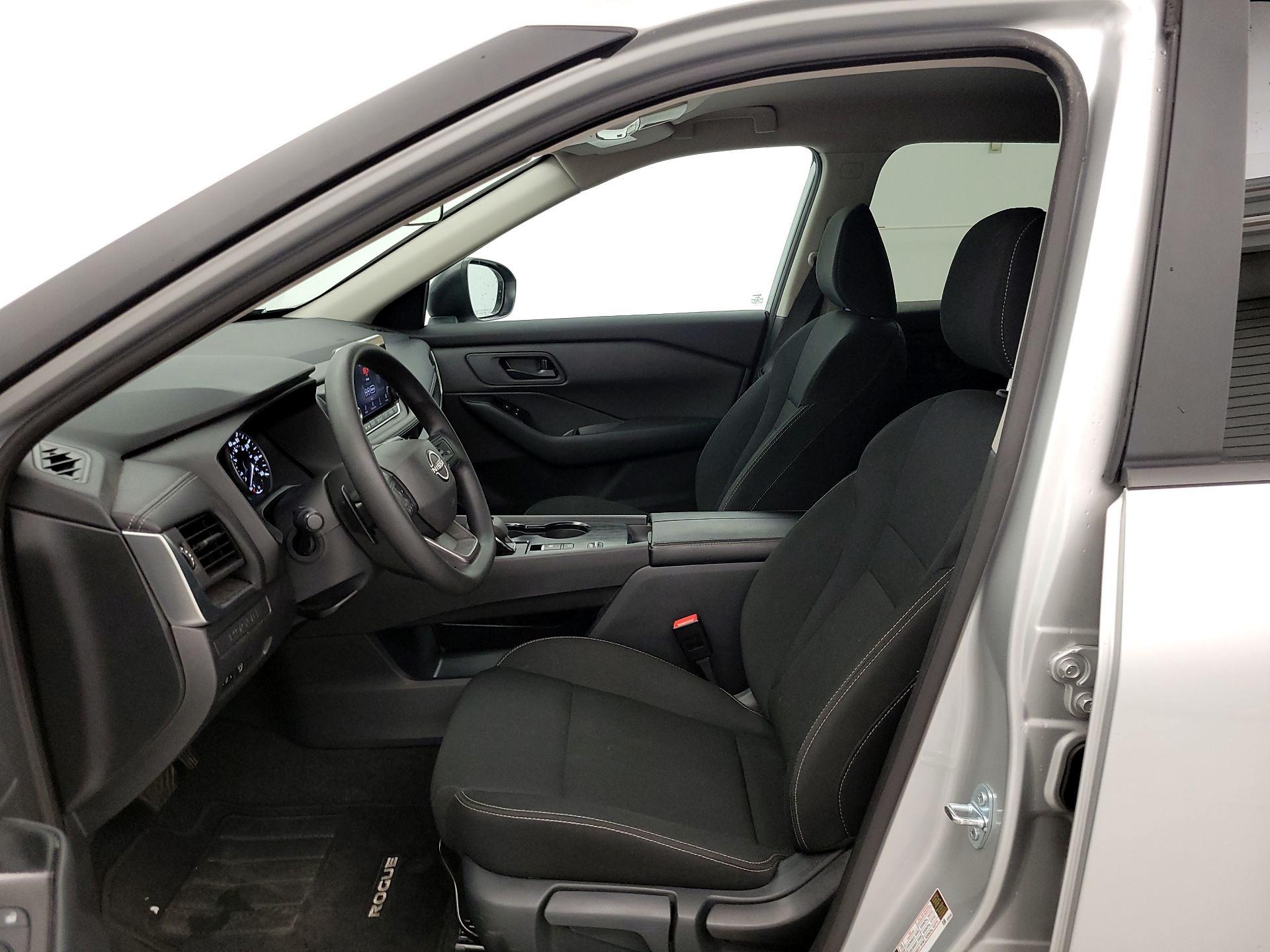 Thumbnail: 2025 Nissan Rogue - 11