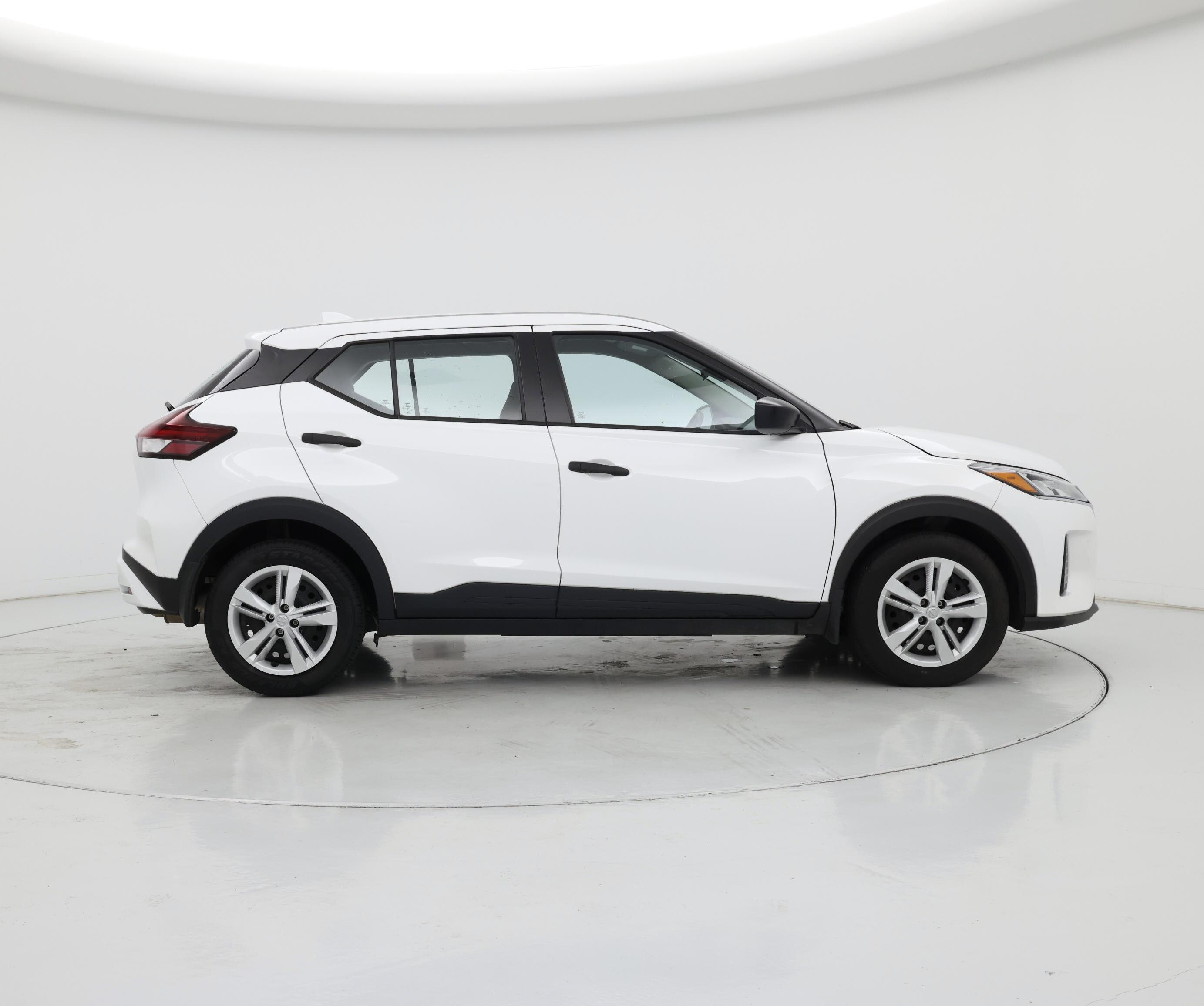 Thumbnail: 2024 Nissan Kicks - 7