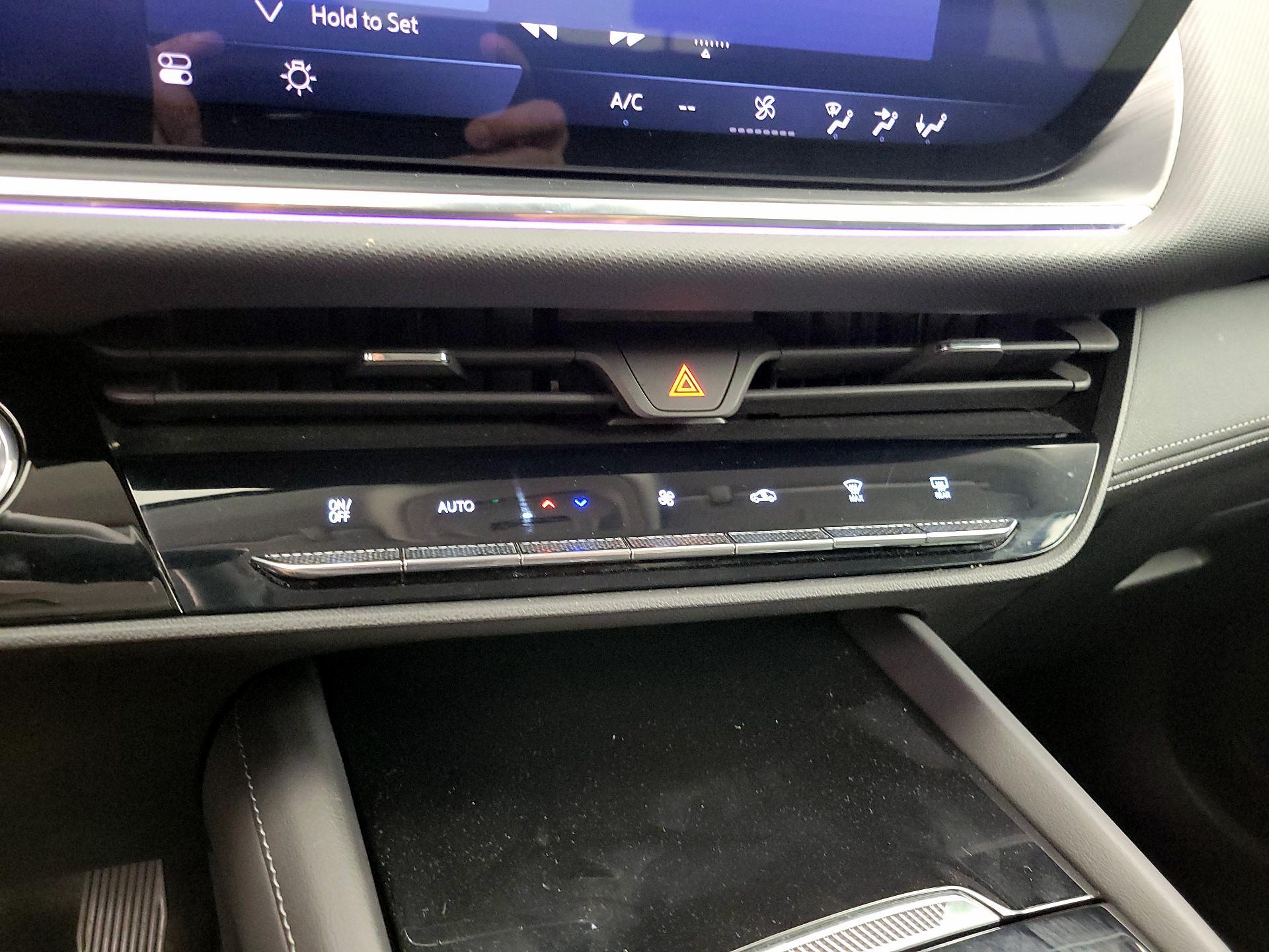 Thumbnail: 2025 Buick Envision - 17