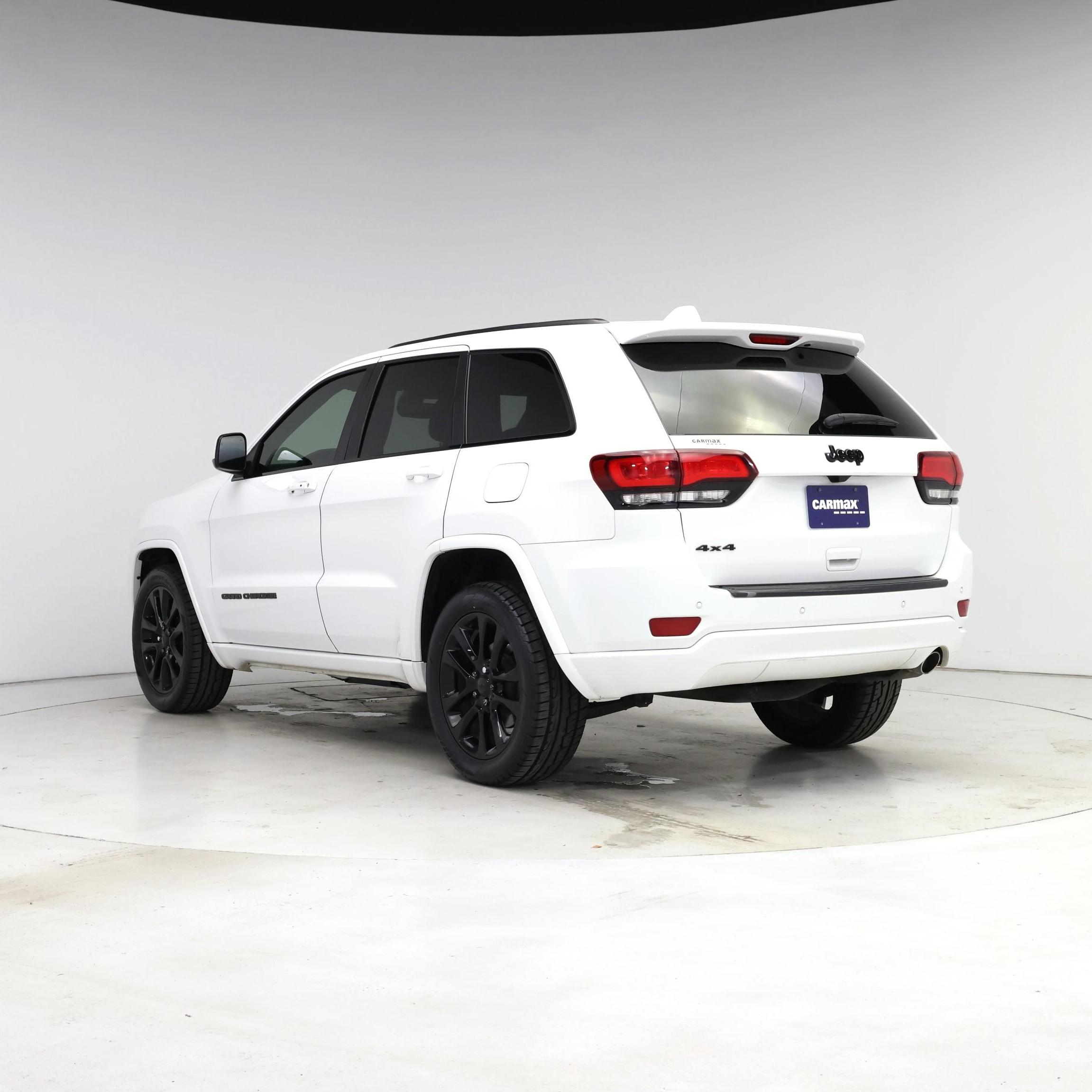Thumbnail: 2019 Jeep Grand Cherokee - 2