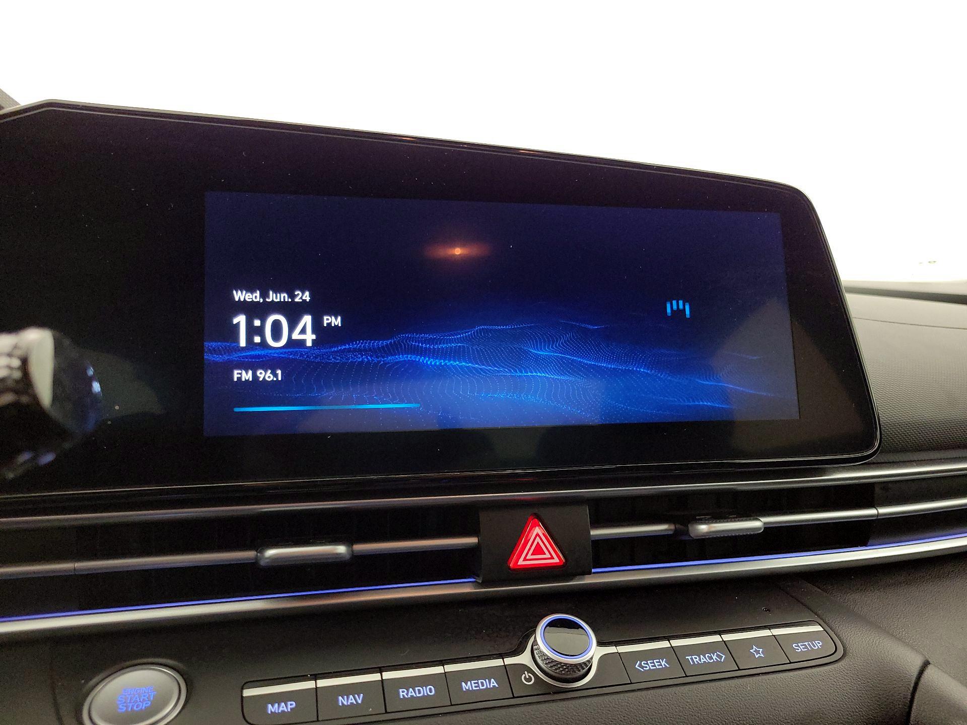 Thumbnail: 2024 Hyundai Elantra - 15