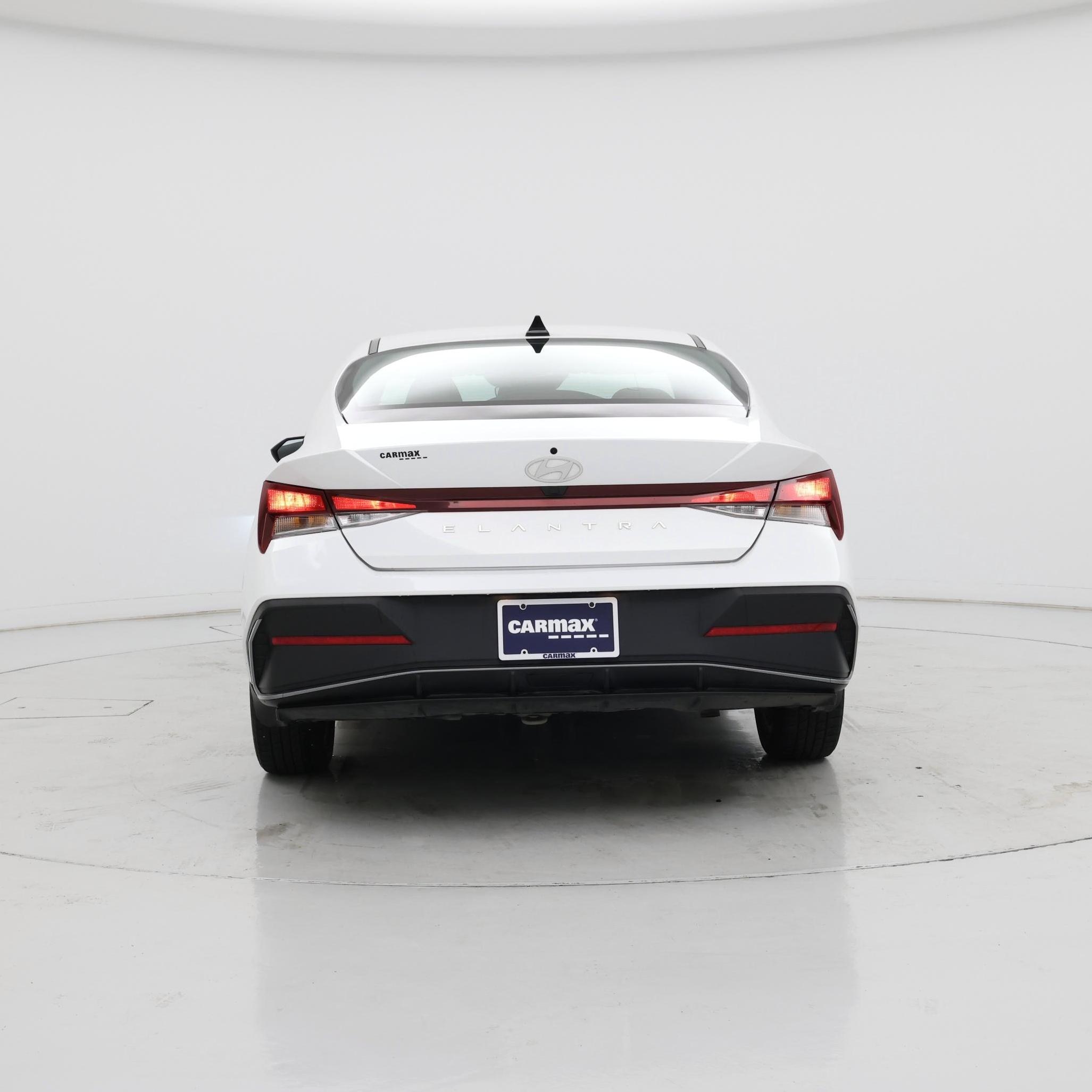Thumbnail: 2024 Hyundai Elantra - 6