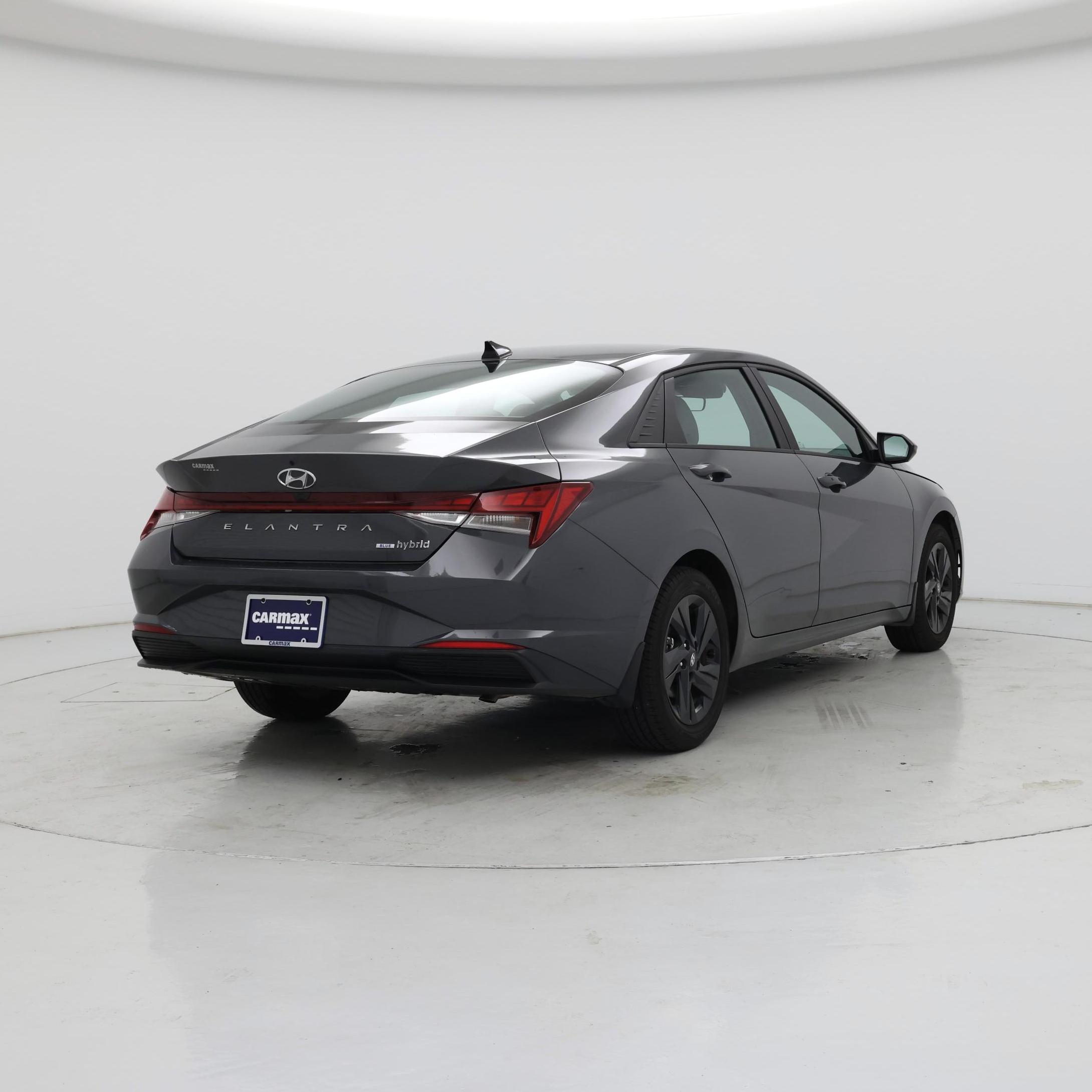 Thumbnail: 2023 Hyundai Elantra - 8