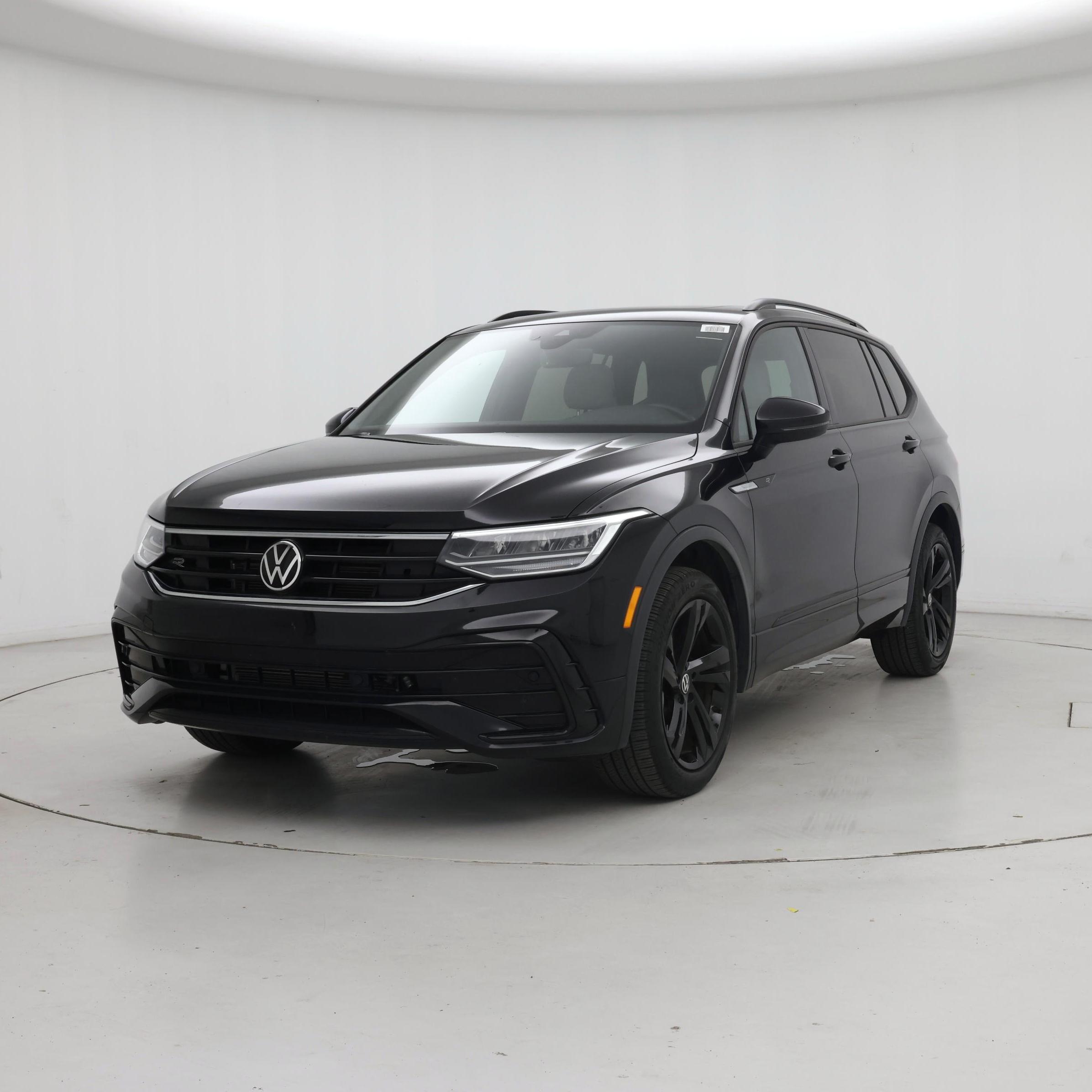 Thumbnail: 2023 Volkswagen Tiguan - 4