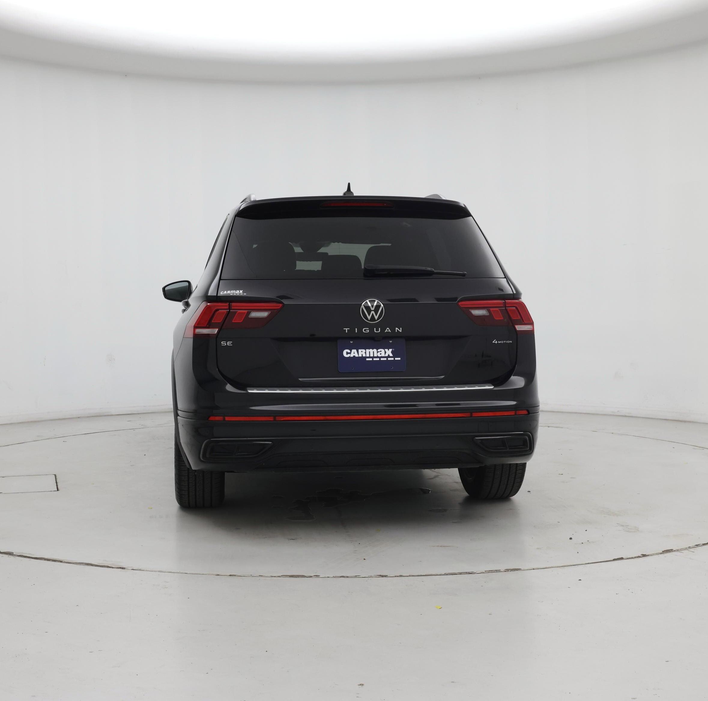 Thumbnail: 2023 Volkswagen Tiguan - 6