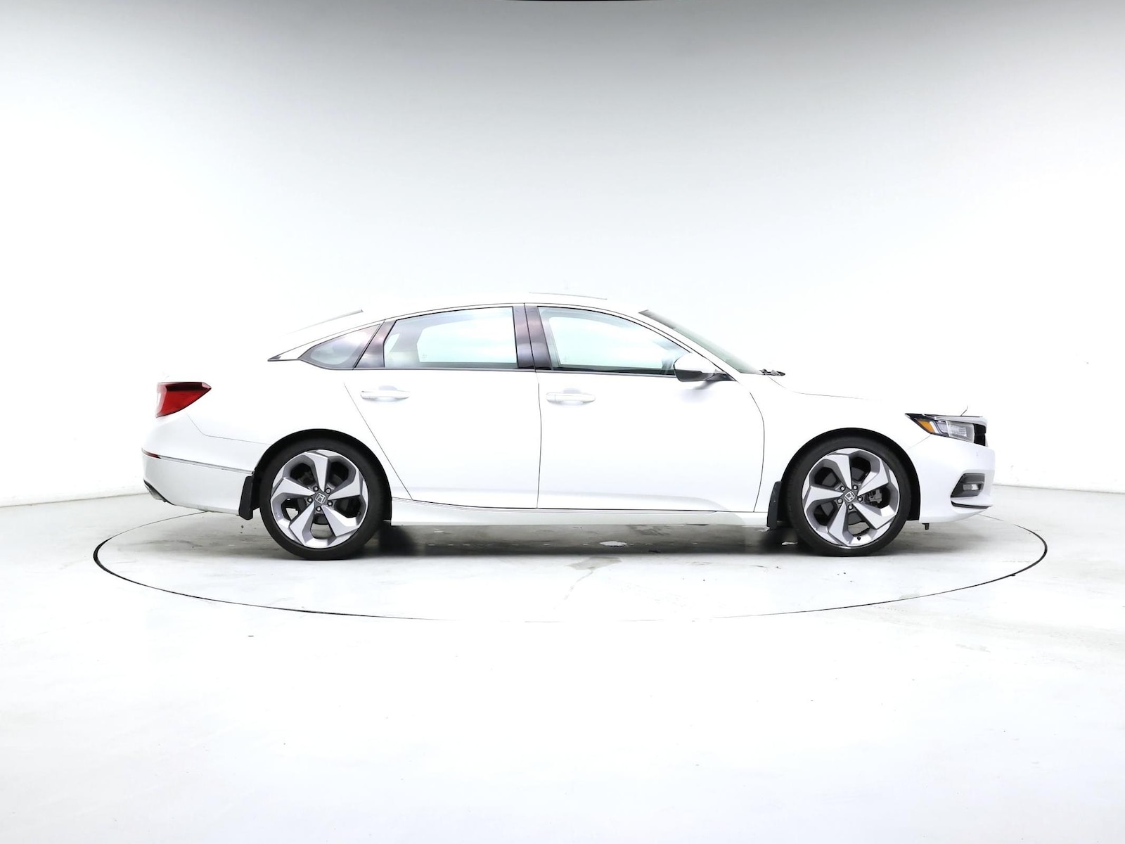 2020 Honda Accord Touring - Photo 8