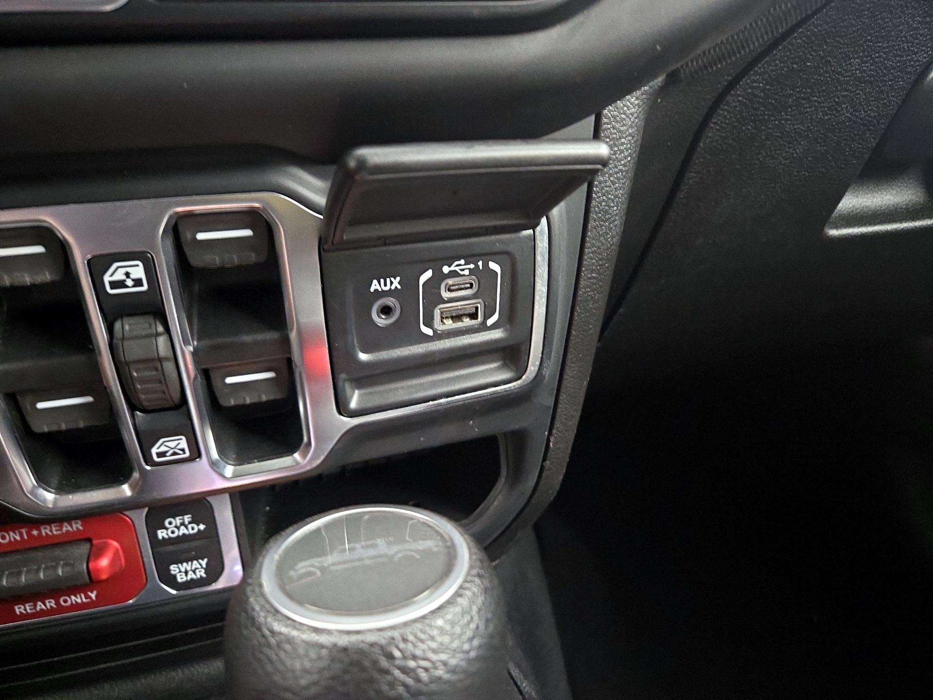Thumbnail: 2020 Jeep Gladiator - 18