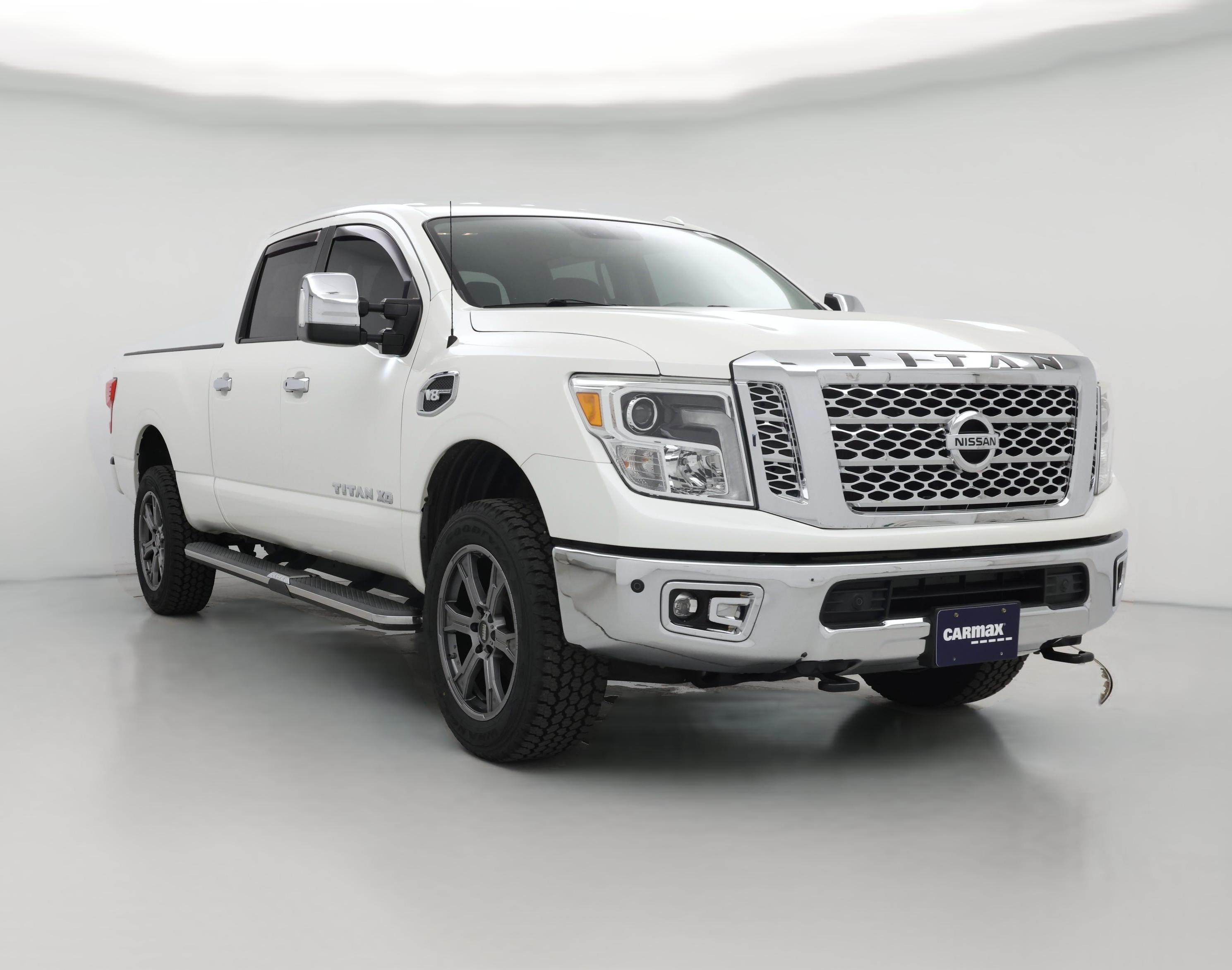 Thumbnail: 2019 Nissan Titan - 1