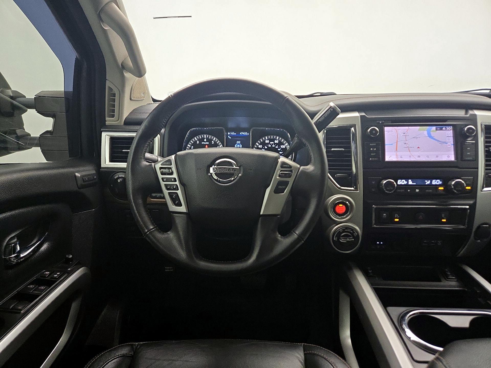 Thumbnail: 2019 Nissan Titan - 10