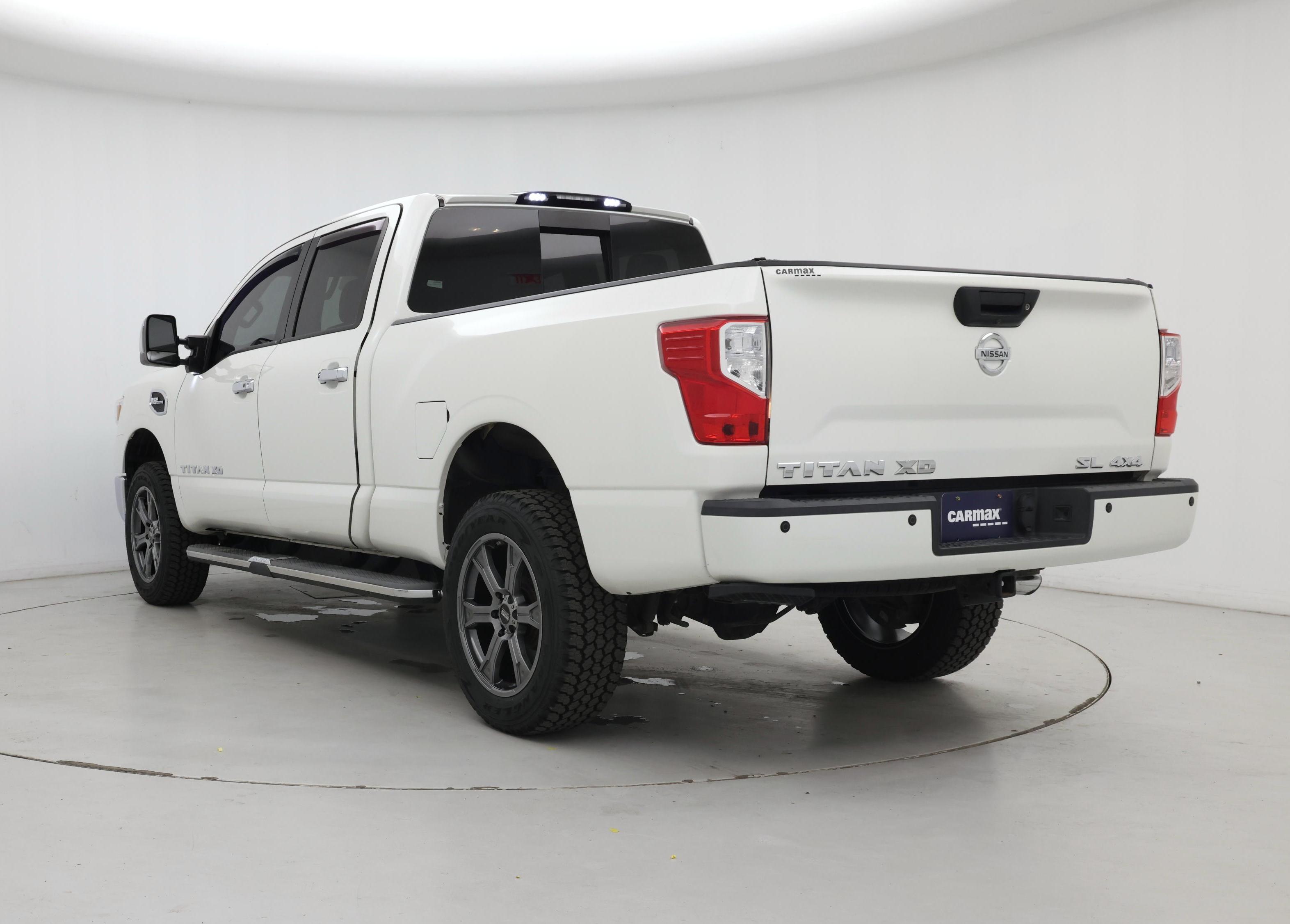 Thumbnail: 2019 Nissan Titan - 2