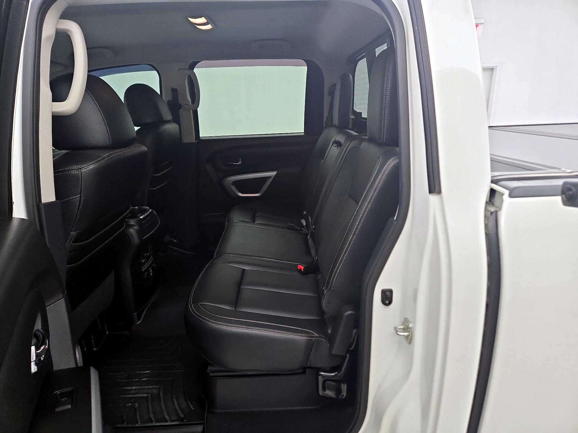 Thumbnail: 2019 Nissan Titan - 20