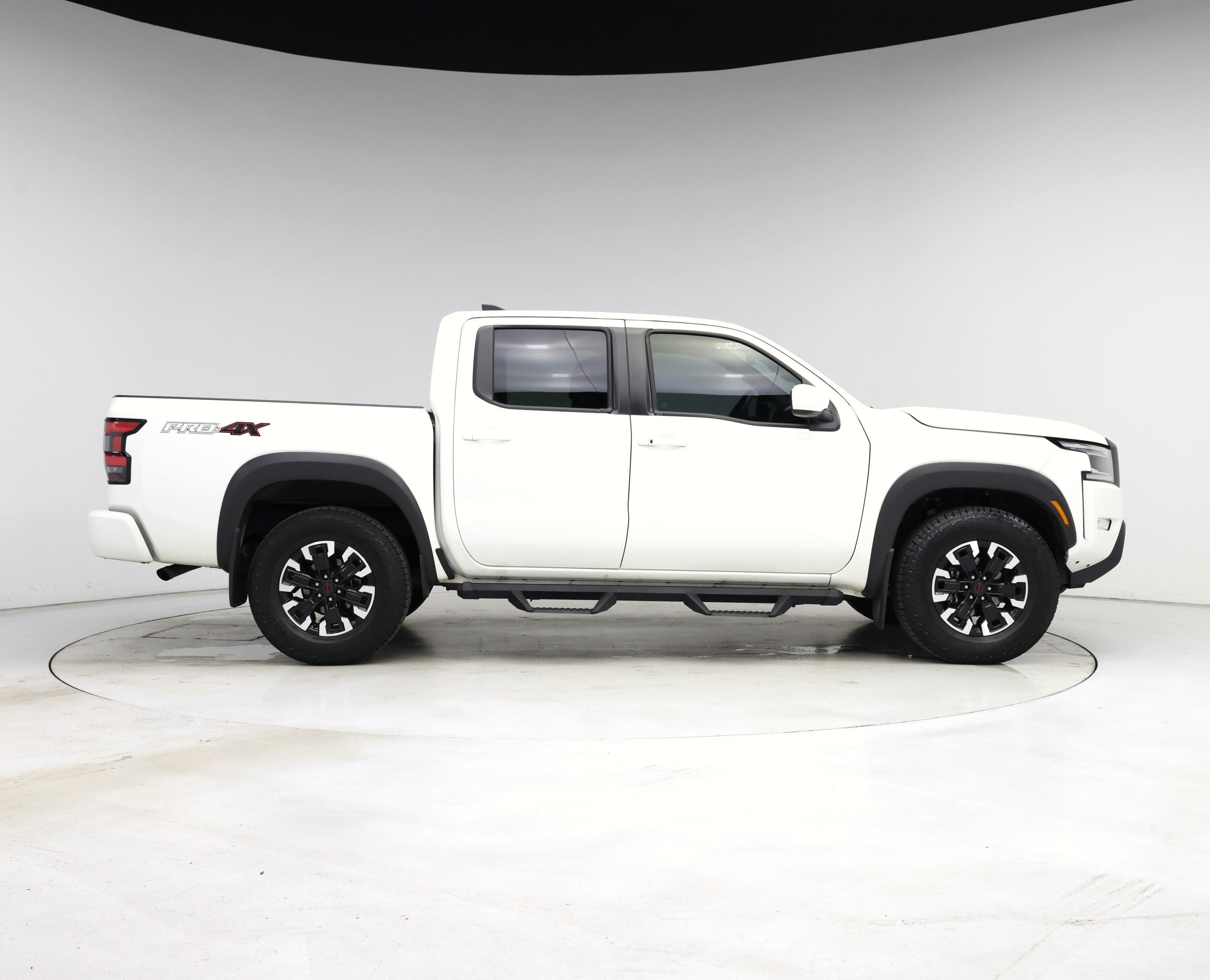 Thumbnail: 2024 Nissan Frontier - 7
