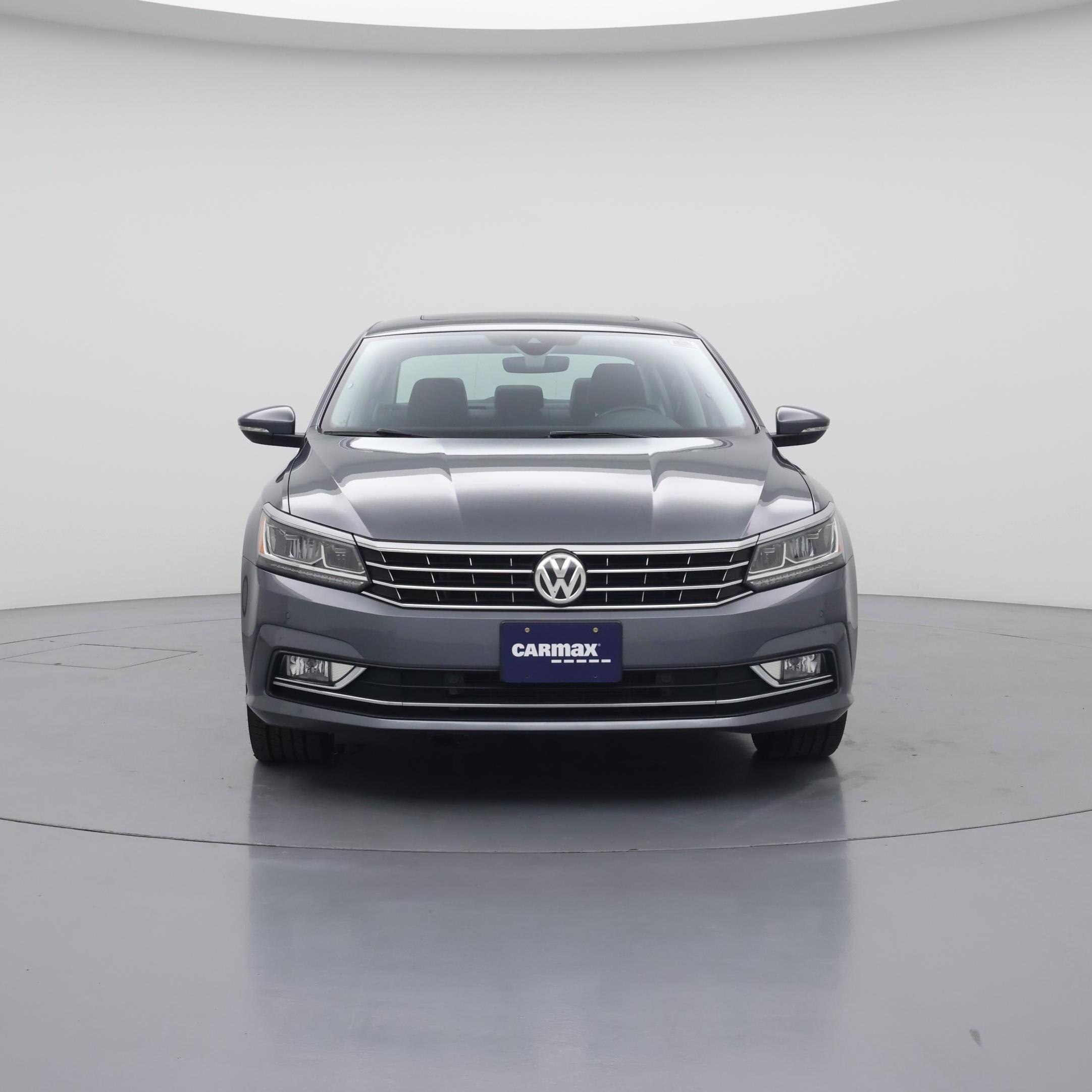 Thumbnail: 2017 Volkswagen Passat - 5
