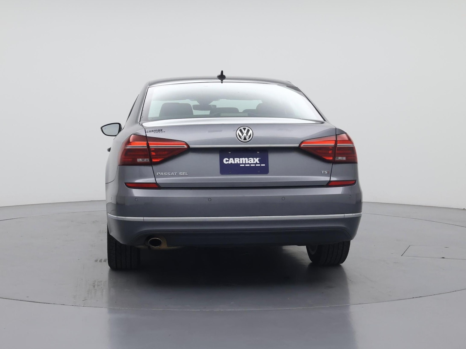 2017 Volkswagen Passat SEL Premium - Photo 7