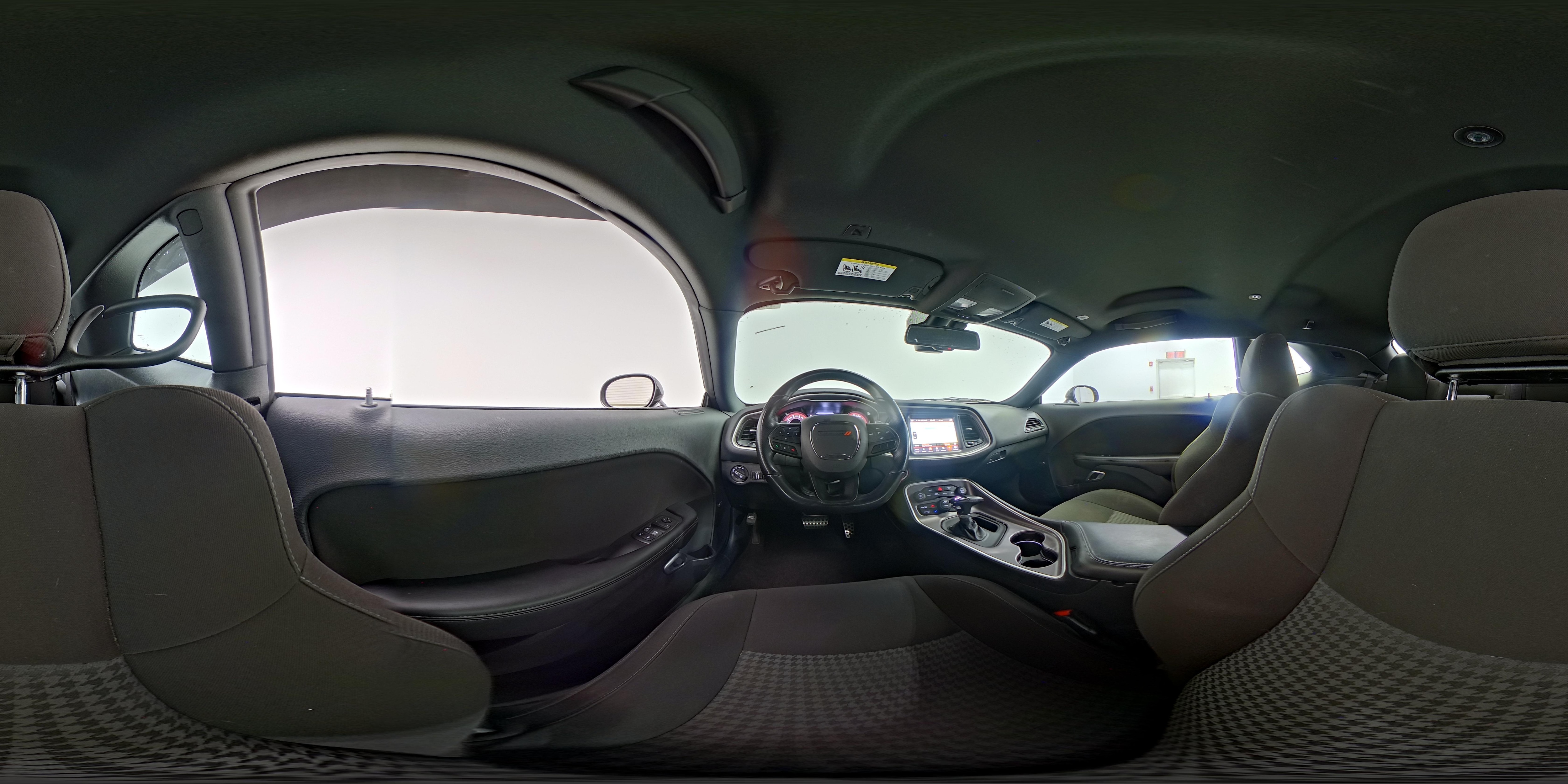 2022 Dodge Challenger R/T - Photo 26