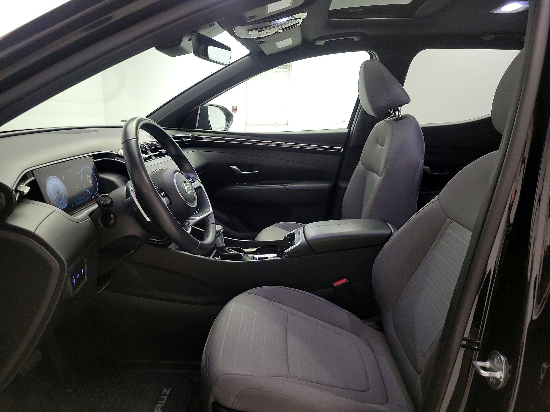 Thumbnail: 2023 Hyundai Santa Cruz - 11