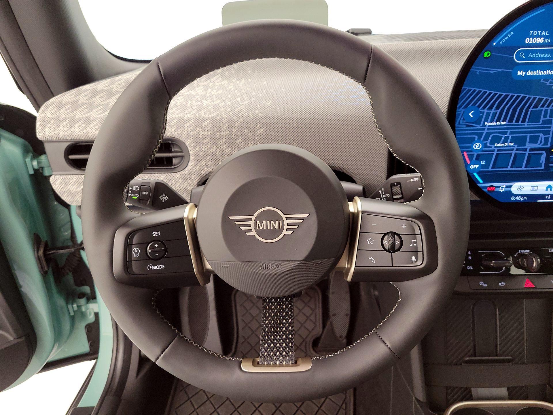 Thumbnail: 2025 MINI Cooper Hardtop - 10