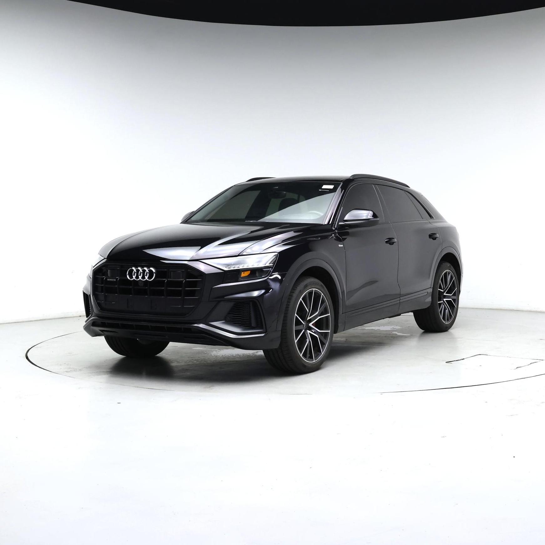 Thumbnail: 2021 Audi Q8 - 4
