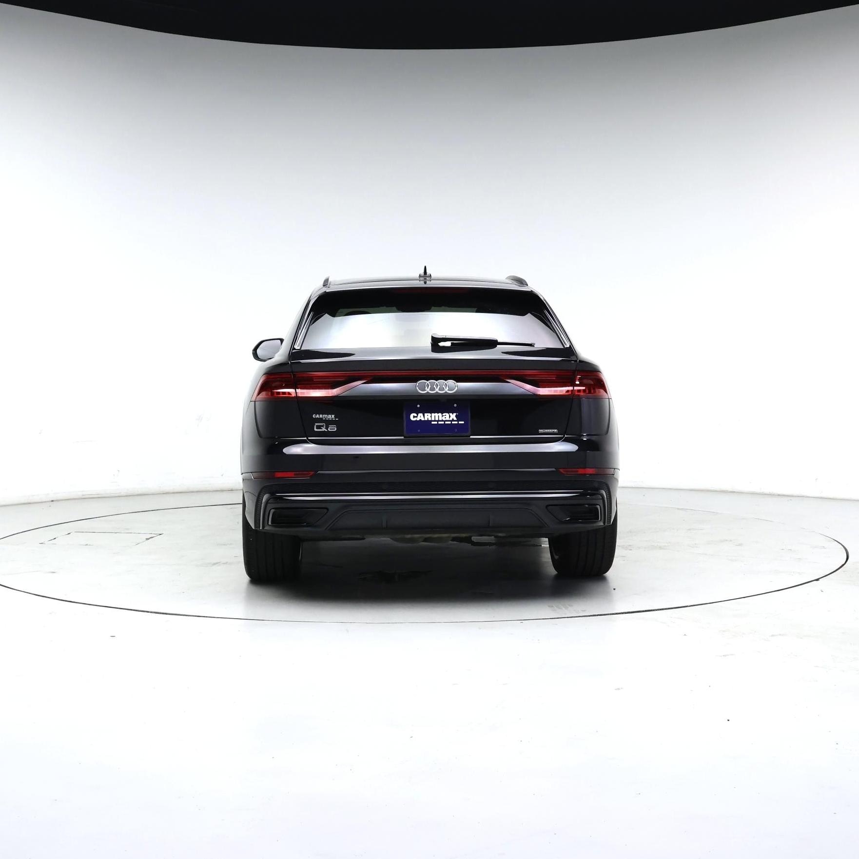 Thumbnail: 2021 Audi Q8 - 6