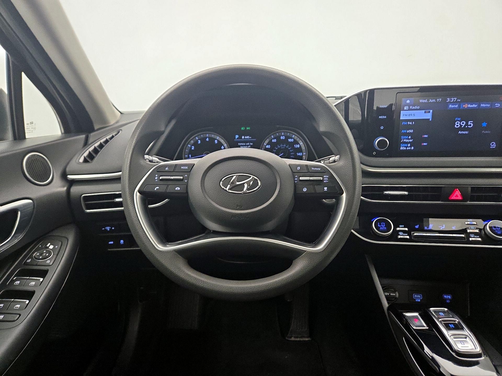 Thumbnail: 2022 Hyundai Sonata - 10