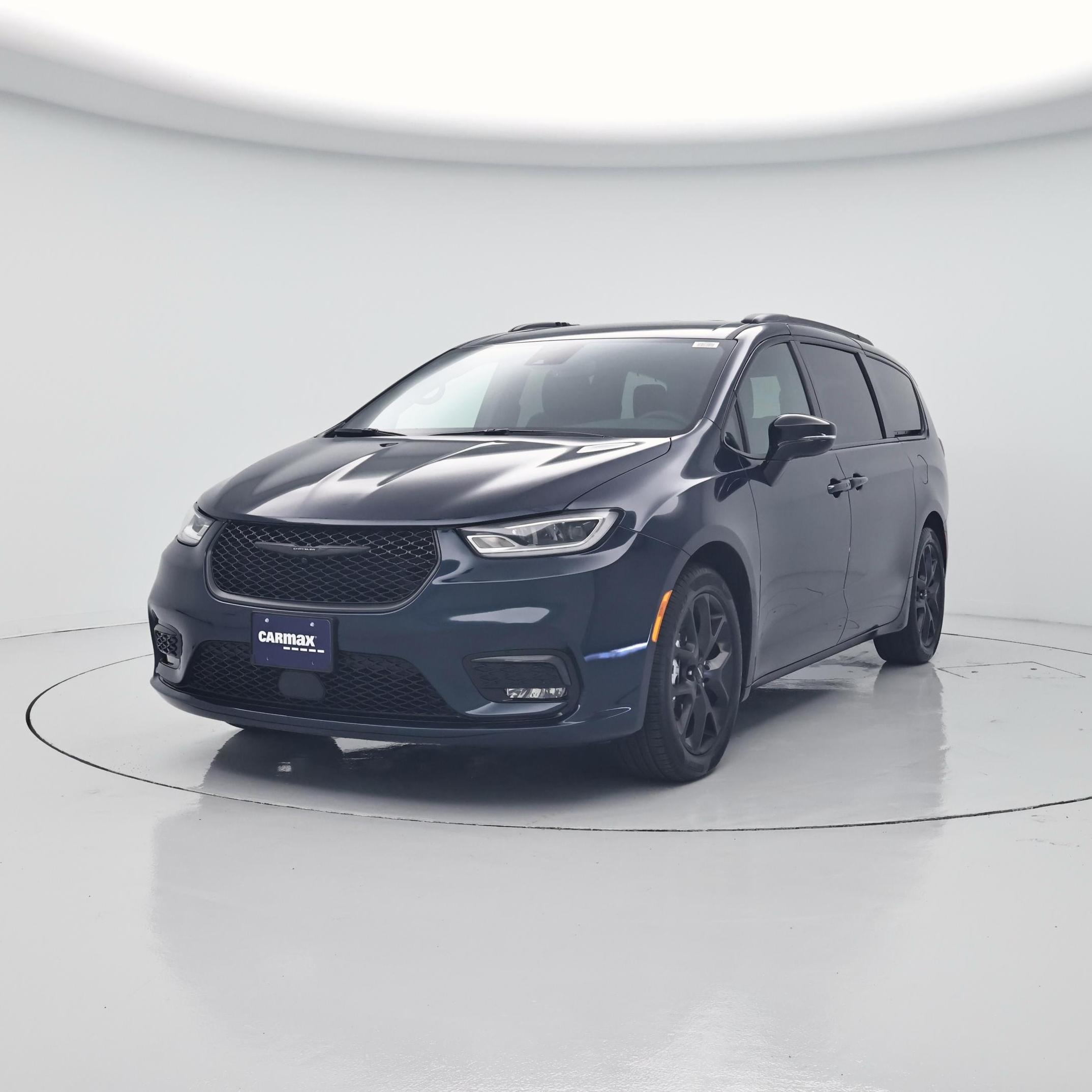 Thumbnail: 2024 Chrysler Pacifica - 4
