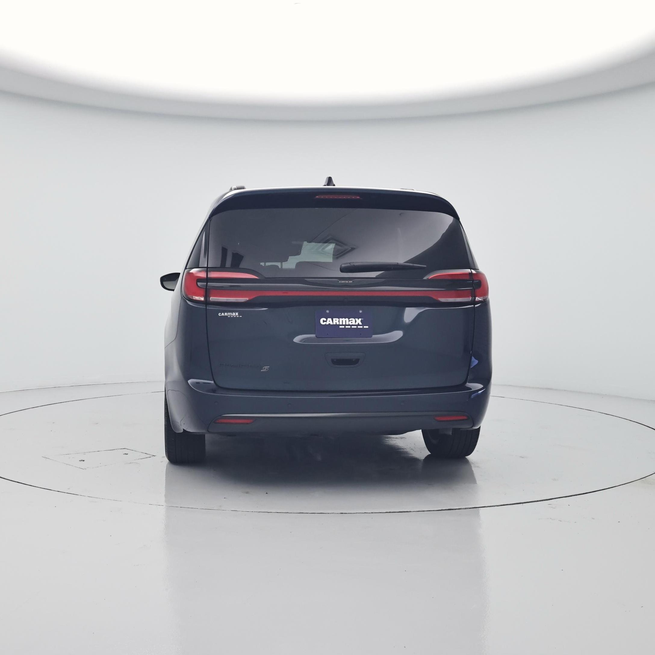 Thumbnail: 2024 Chrysler Pacifica - 6