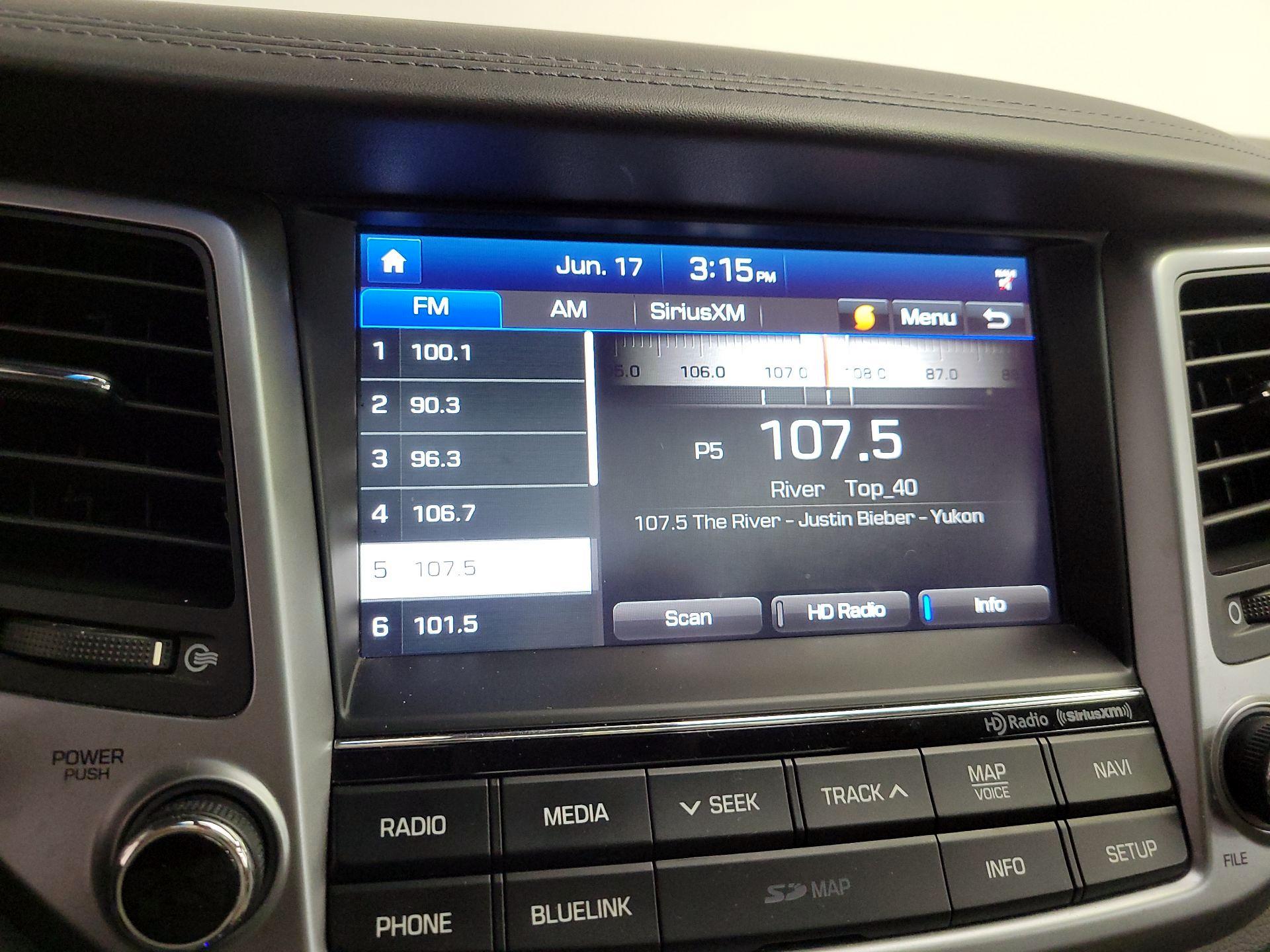 Thumbnail: 2016 Hyundai Tucson - 16