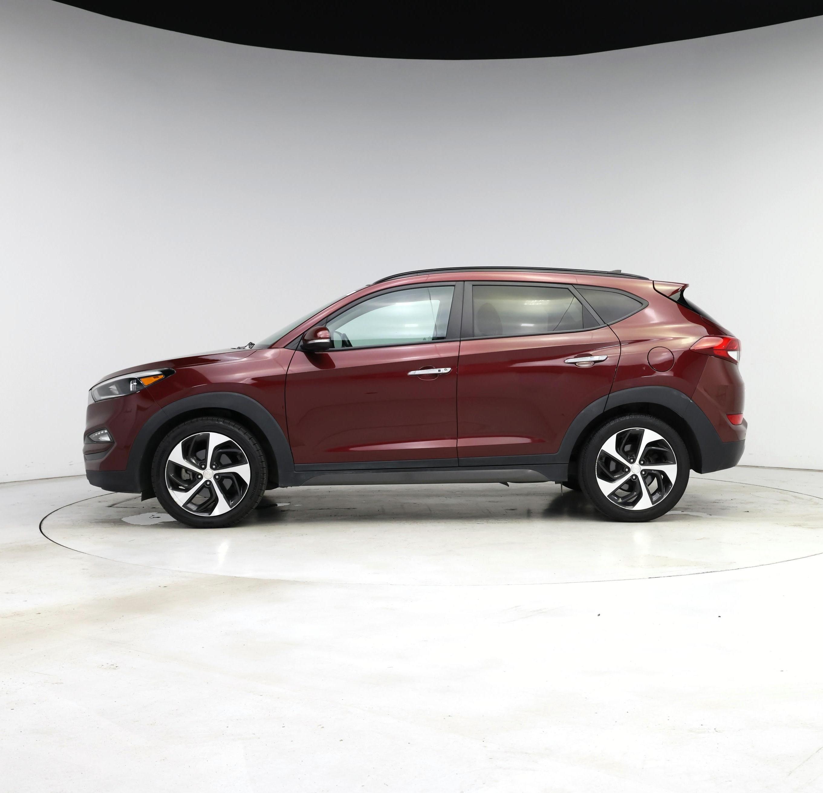 Thumbnail: 2016 Hyundai Tucson - 3