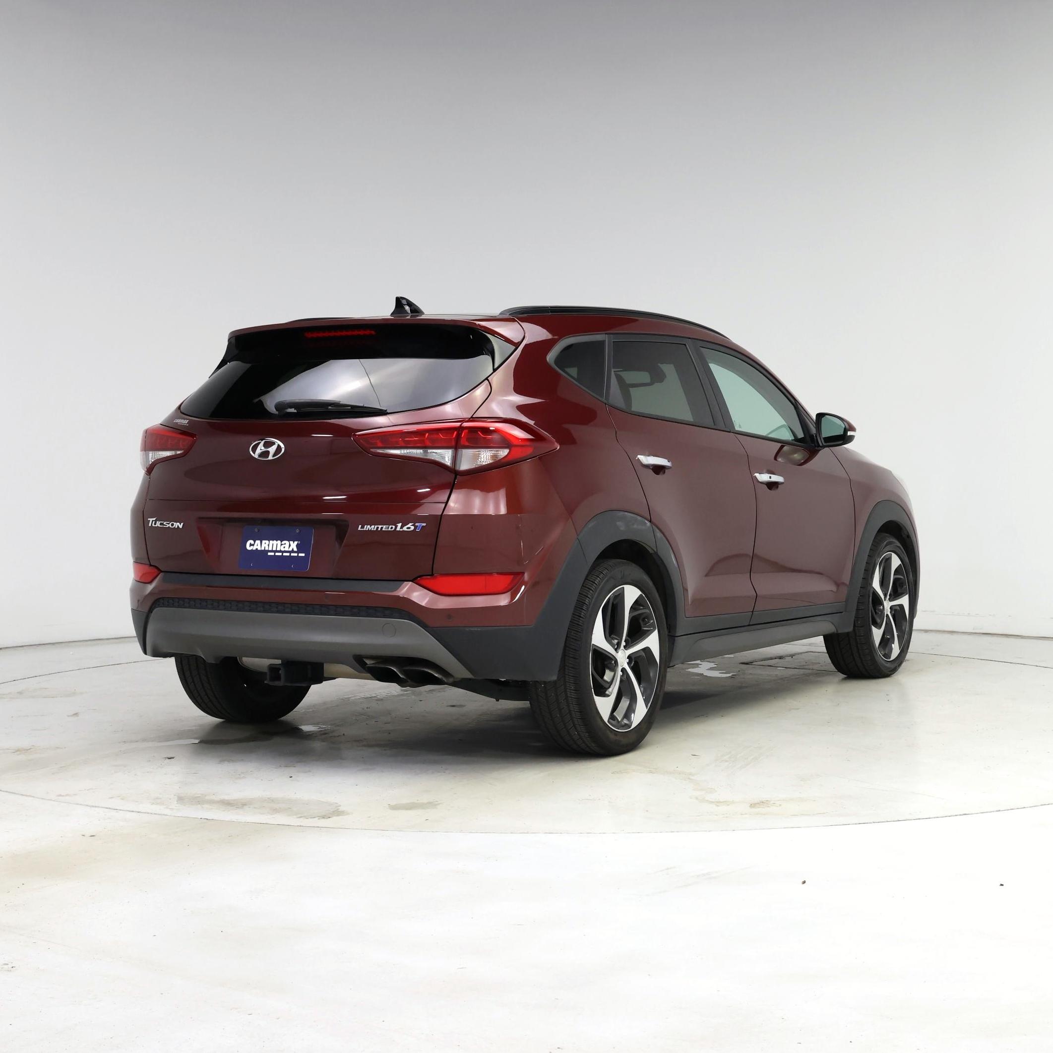 Thumbnail: 2016 Hyundai Tucson - 8