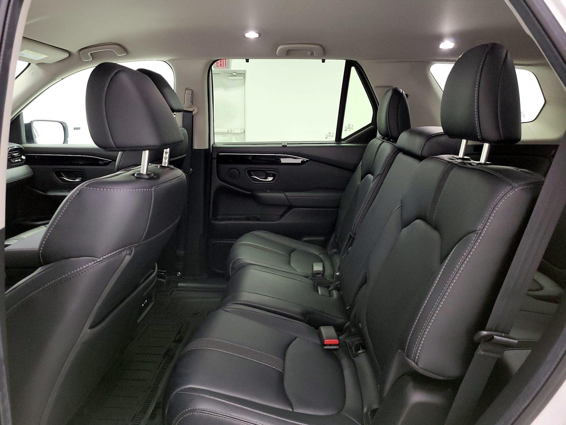 Thumbnail: 2024 Honda Pilot - 19