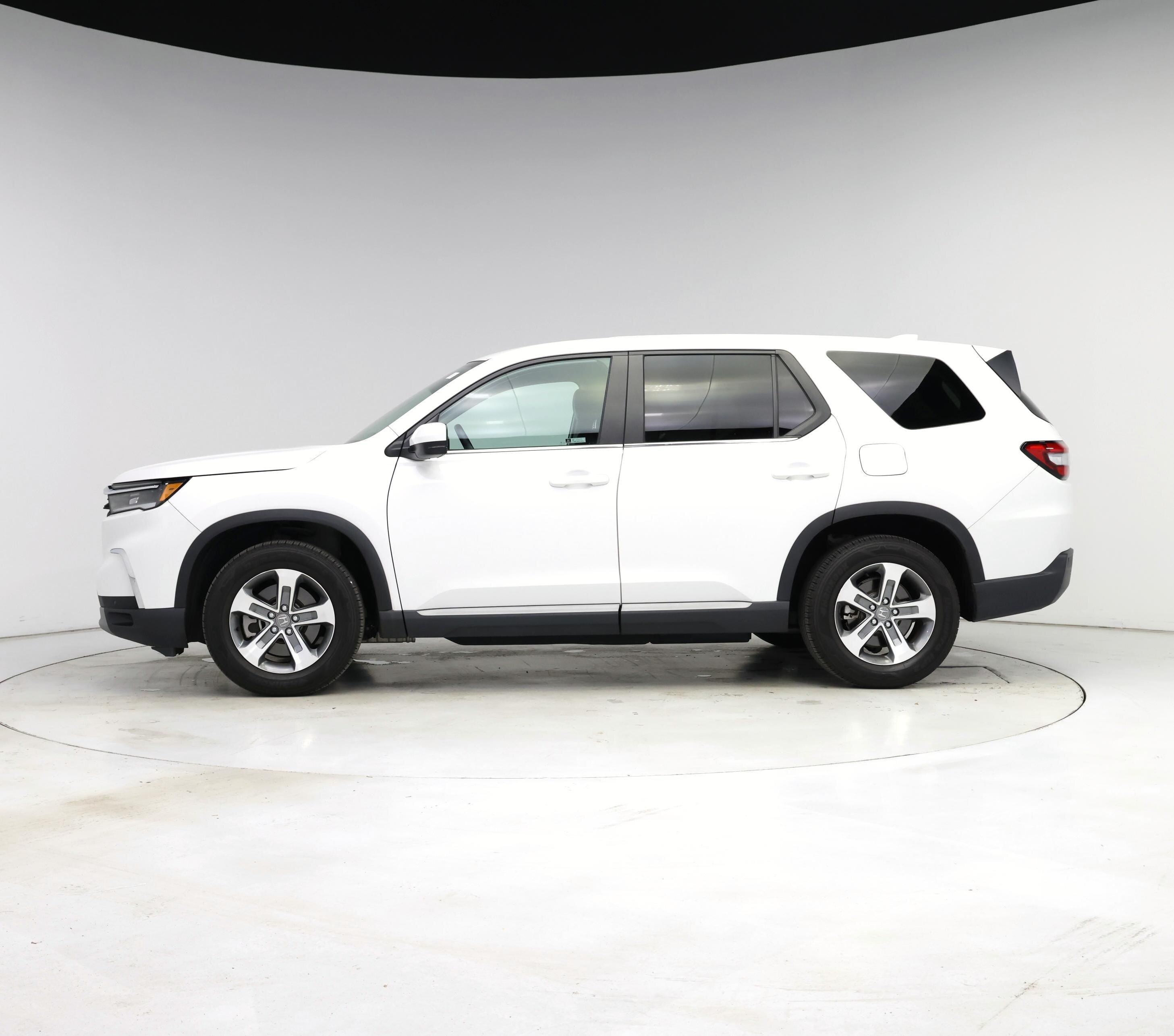 Thumbnail: 2024 Honda Pilot - 3