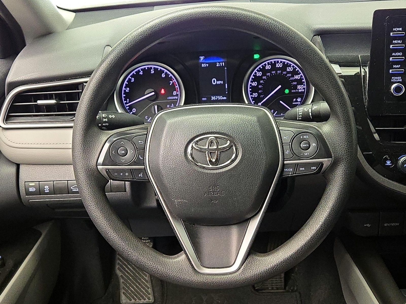 2024 Toyota Camry LE - Photo 11
